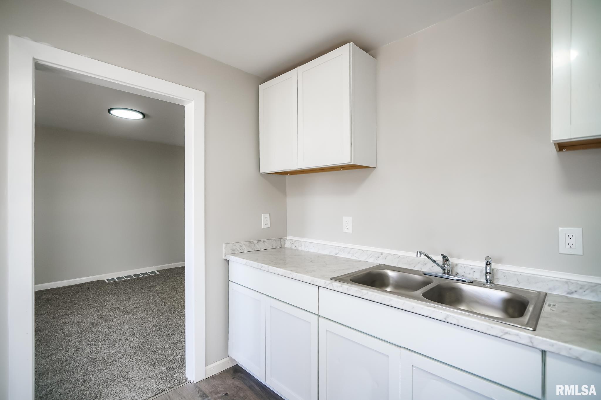 2217 W Marquette Street, Peoria, Illinois image 17