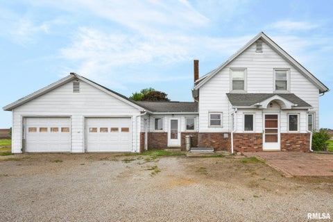 Homes For Sale - 1599 County Road 1700 E<br/> Woodford County, Roanoke, IL 61561
