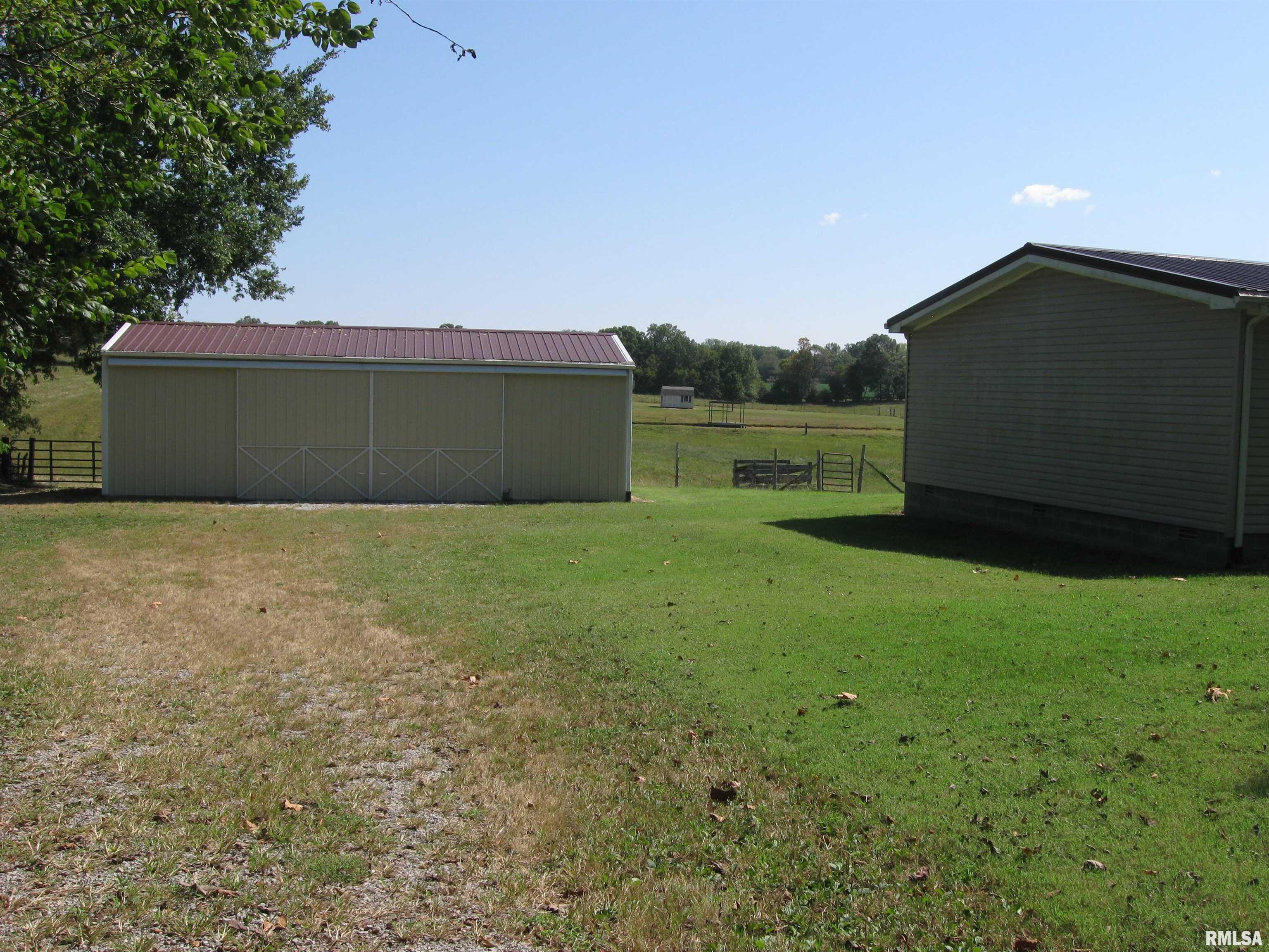 1645 Indian Point Road, Vienna, Illinois image 3