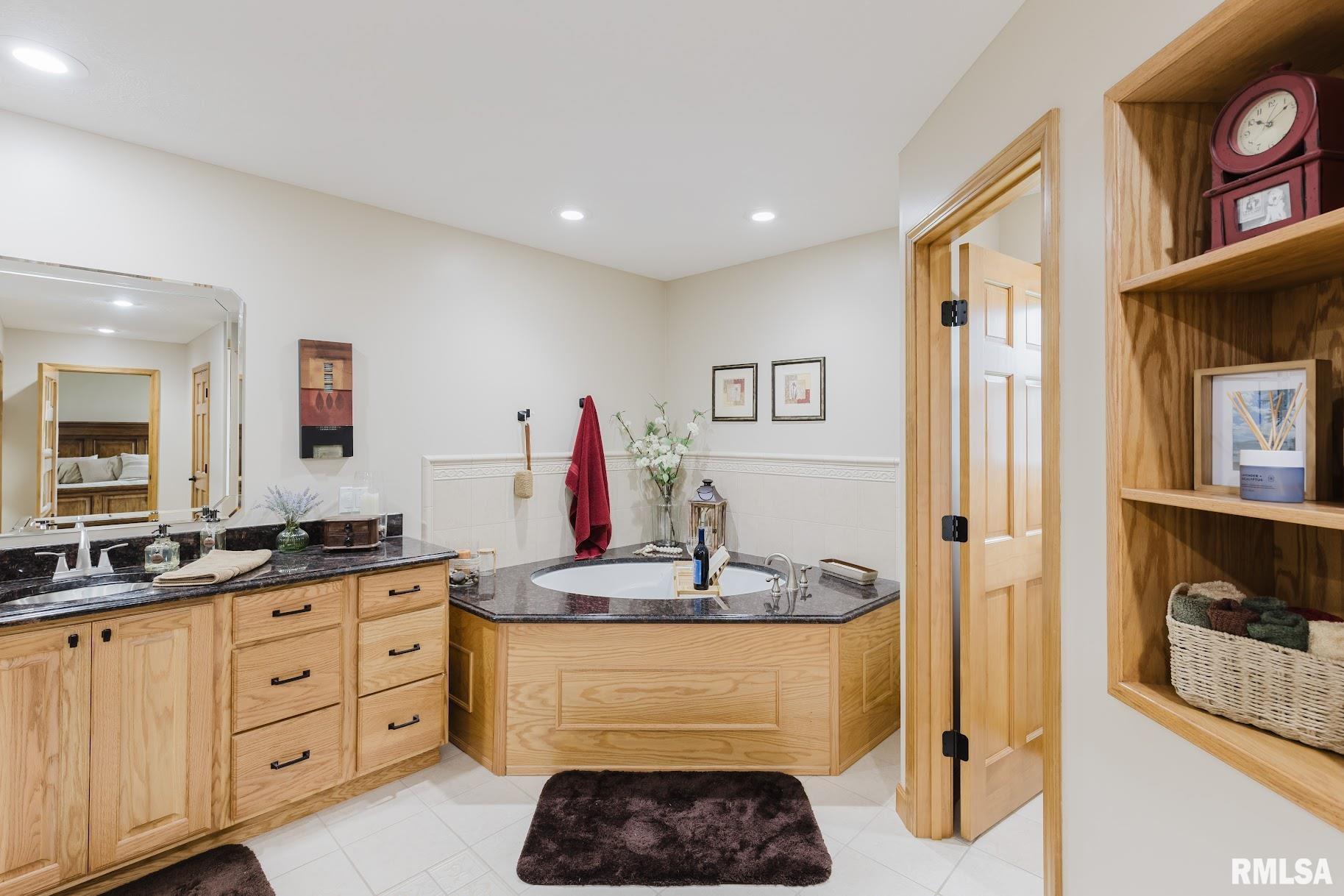 2200 Brentwood Drive, Marion, Illinois image 30
