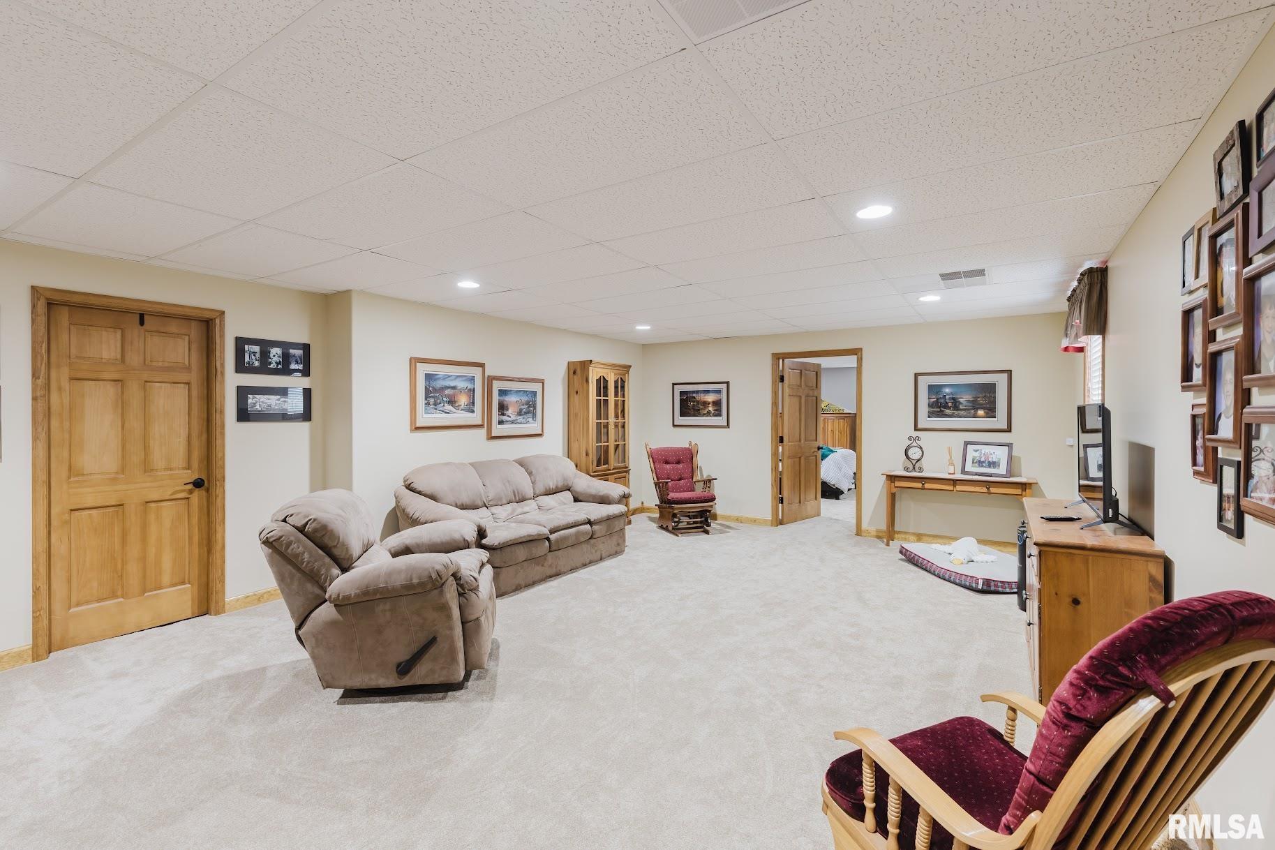 2200 Brentwood Drive, Marion, Illinois image 45