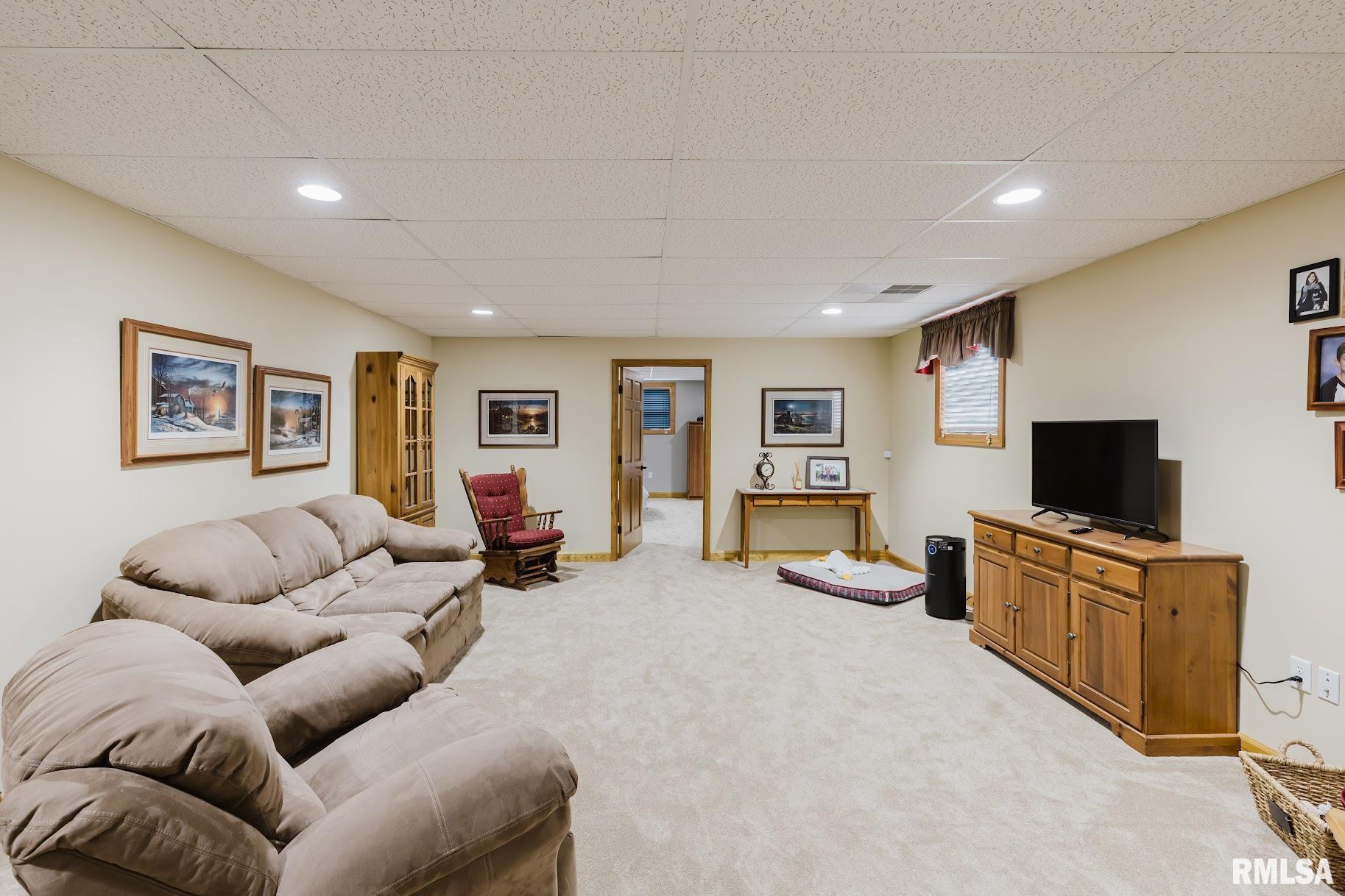 2200 Brentwood Drive, Marion, Illinois image 44