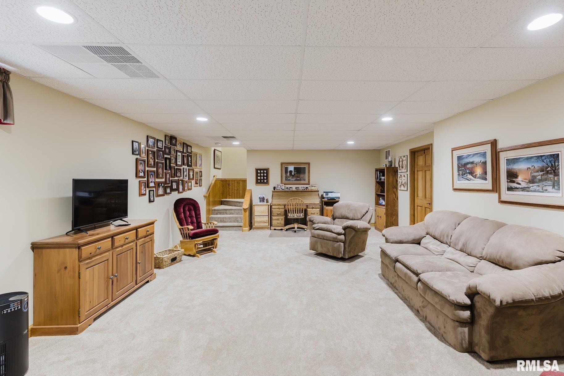 2200 Brentwood Drive, Marion, Illinois image 46