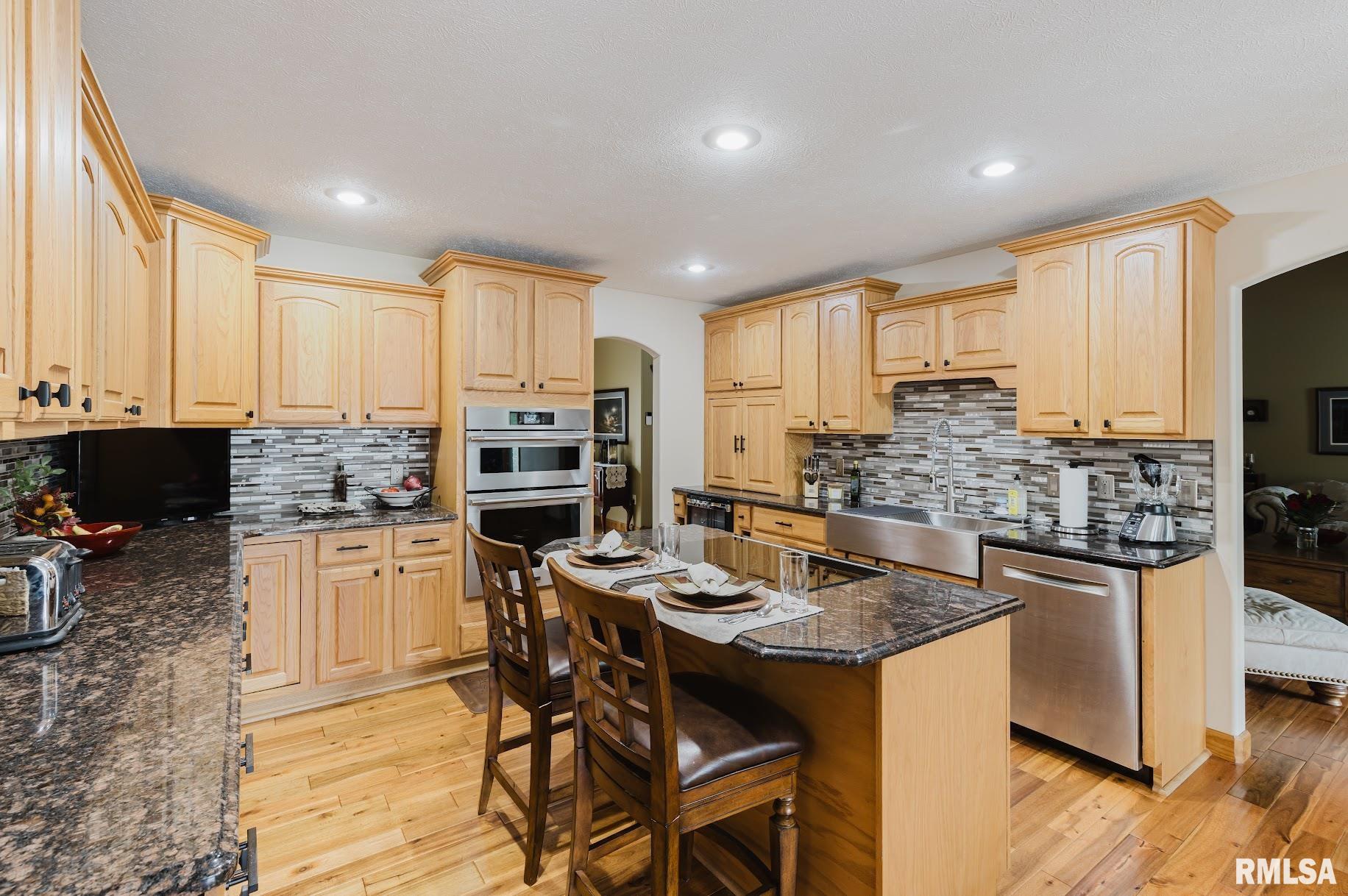 2200 Brentwood Drive, Marion, Illinois image 16