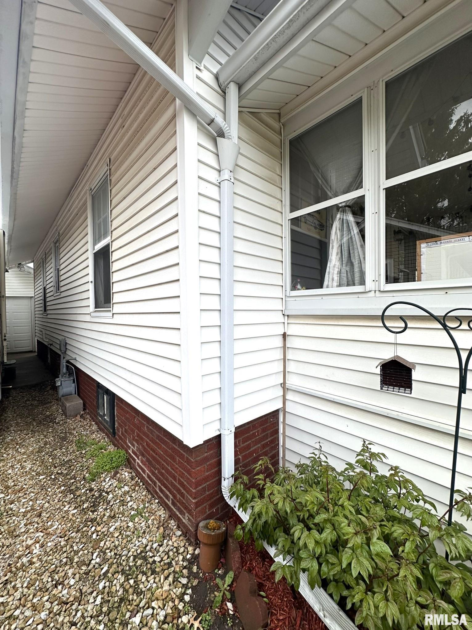 277 N Ivan Avenue, Galesburg, Illinois image 5