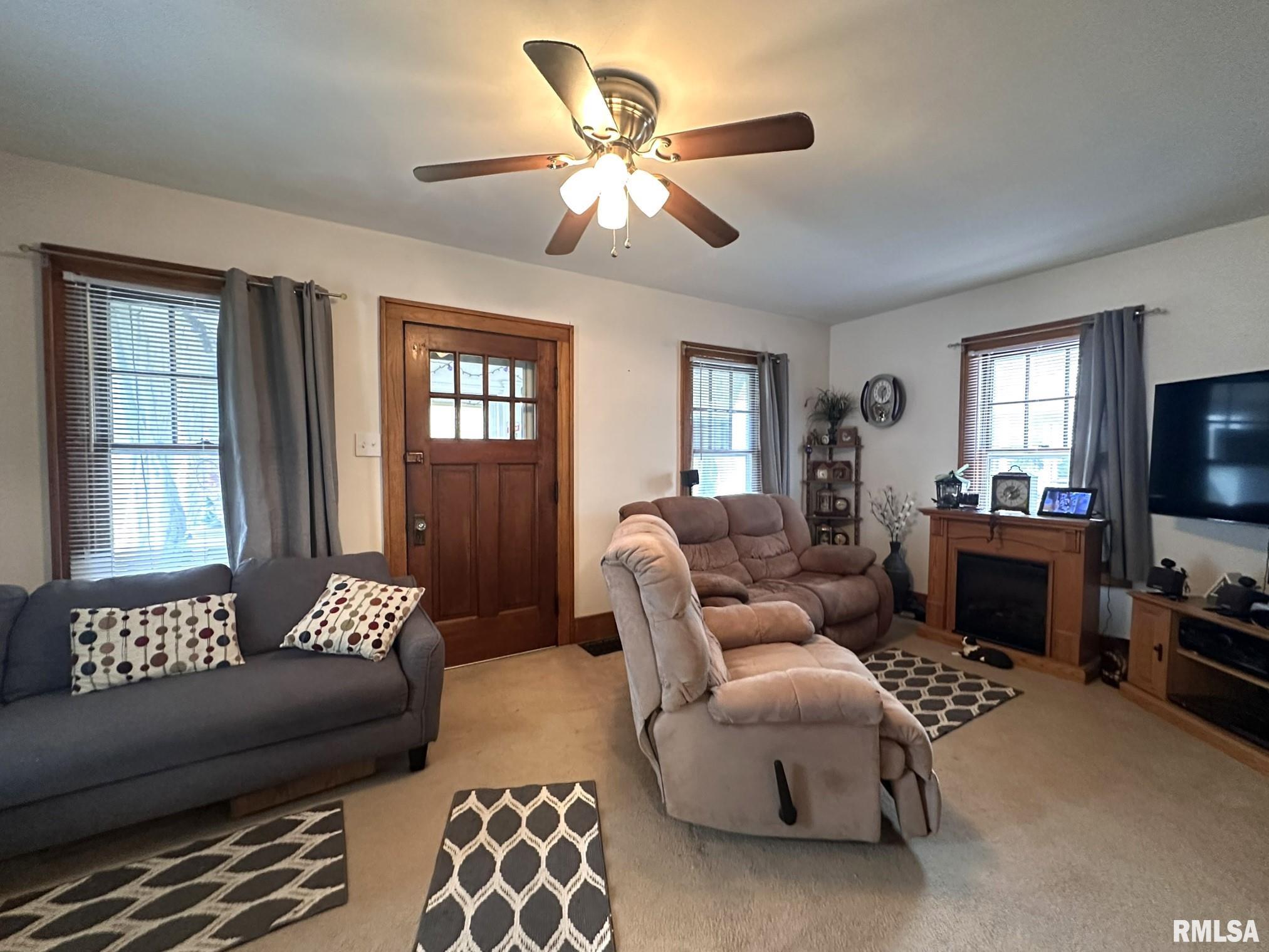 277 N Ivan Avenue, Galesburg, Illinois image 9