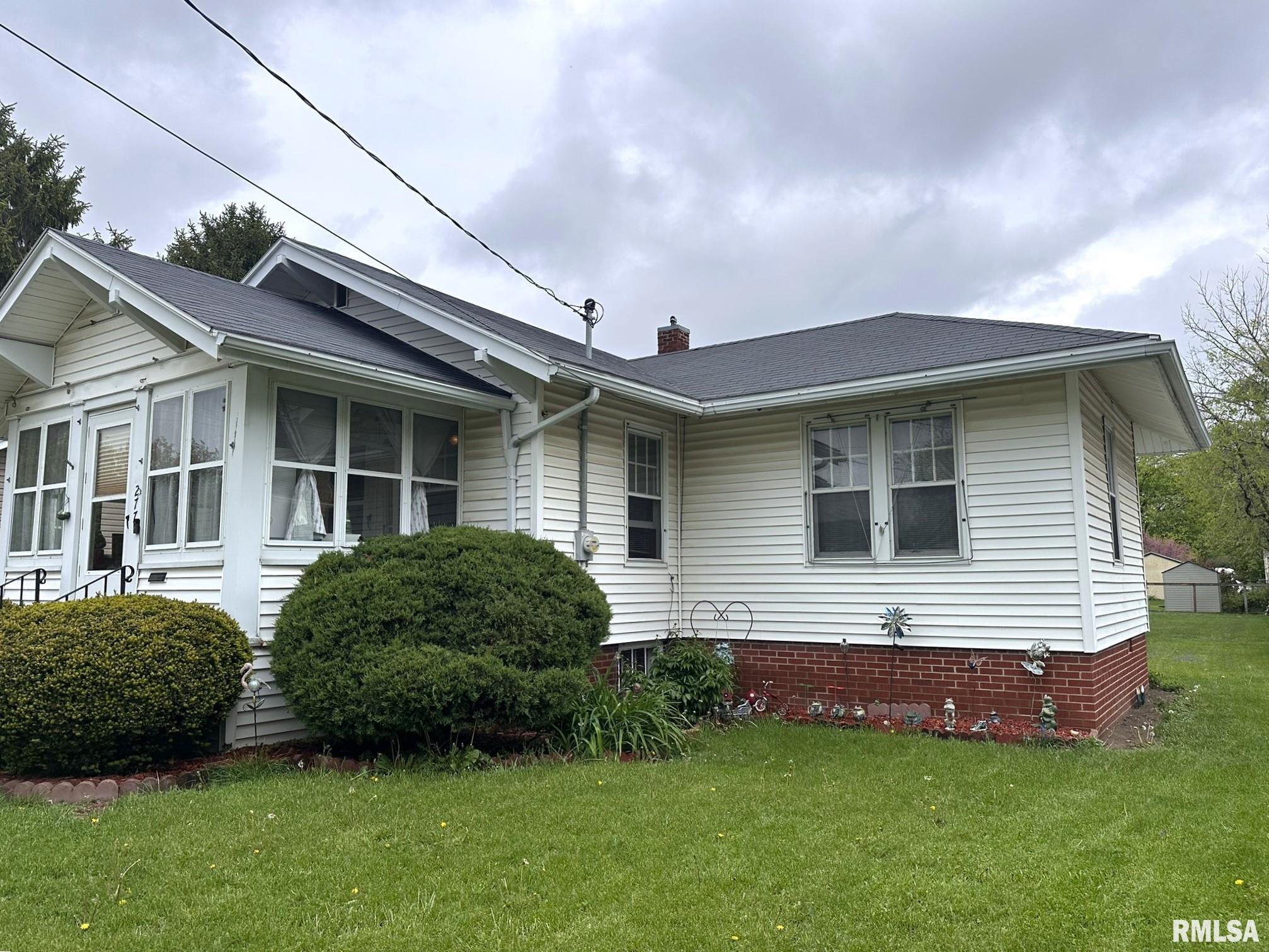 277 N Ivan Avenue, Galesburg, Illinois image 2