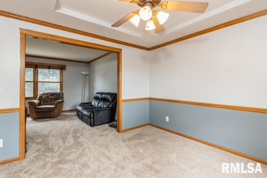 4622 E 49th Court, Davenport, Iowa image 3