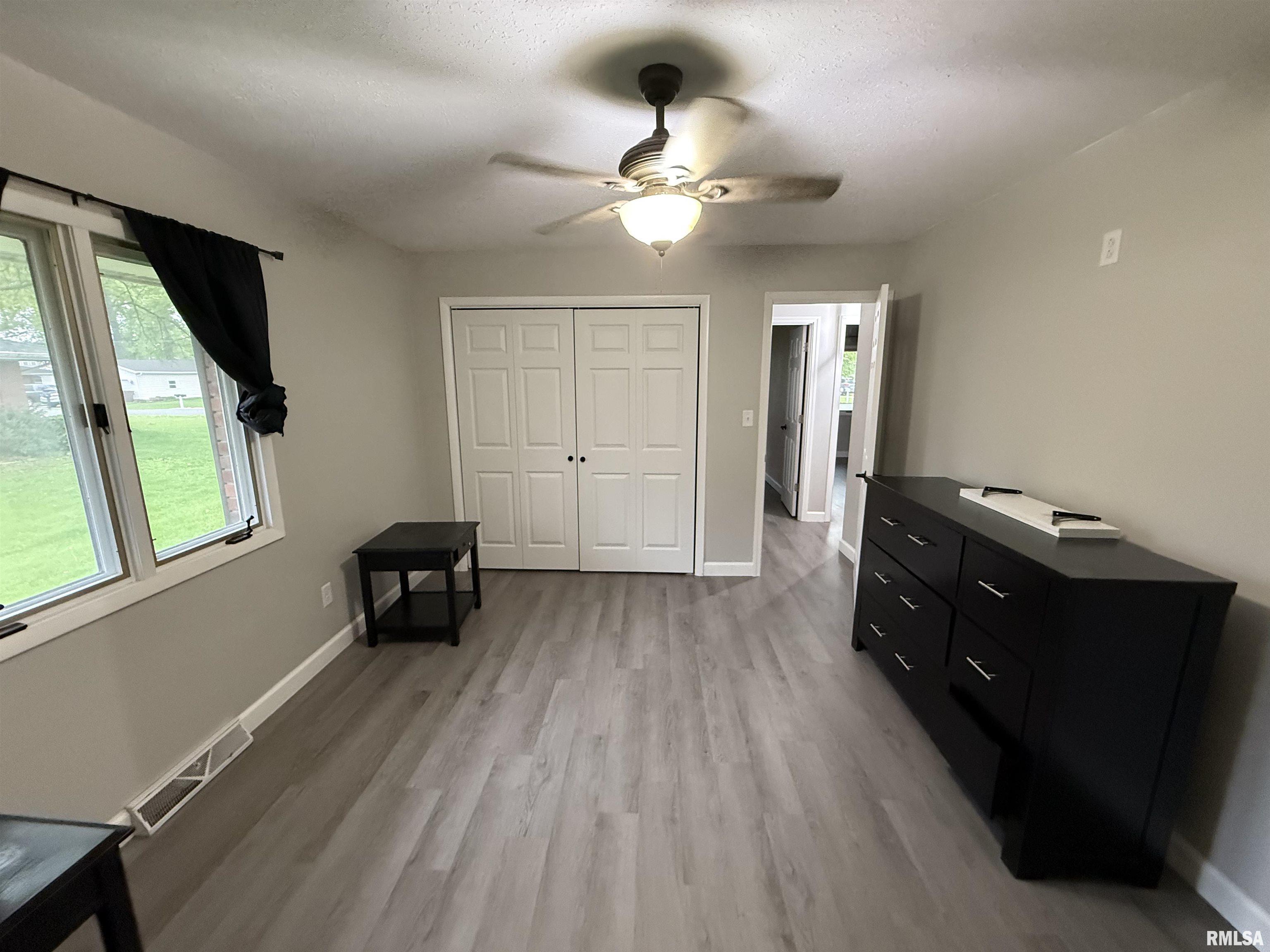 1352 N Lawrence Avenue, Taylorville, Illinois image 31