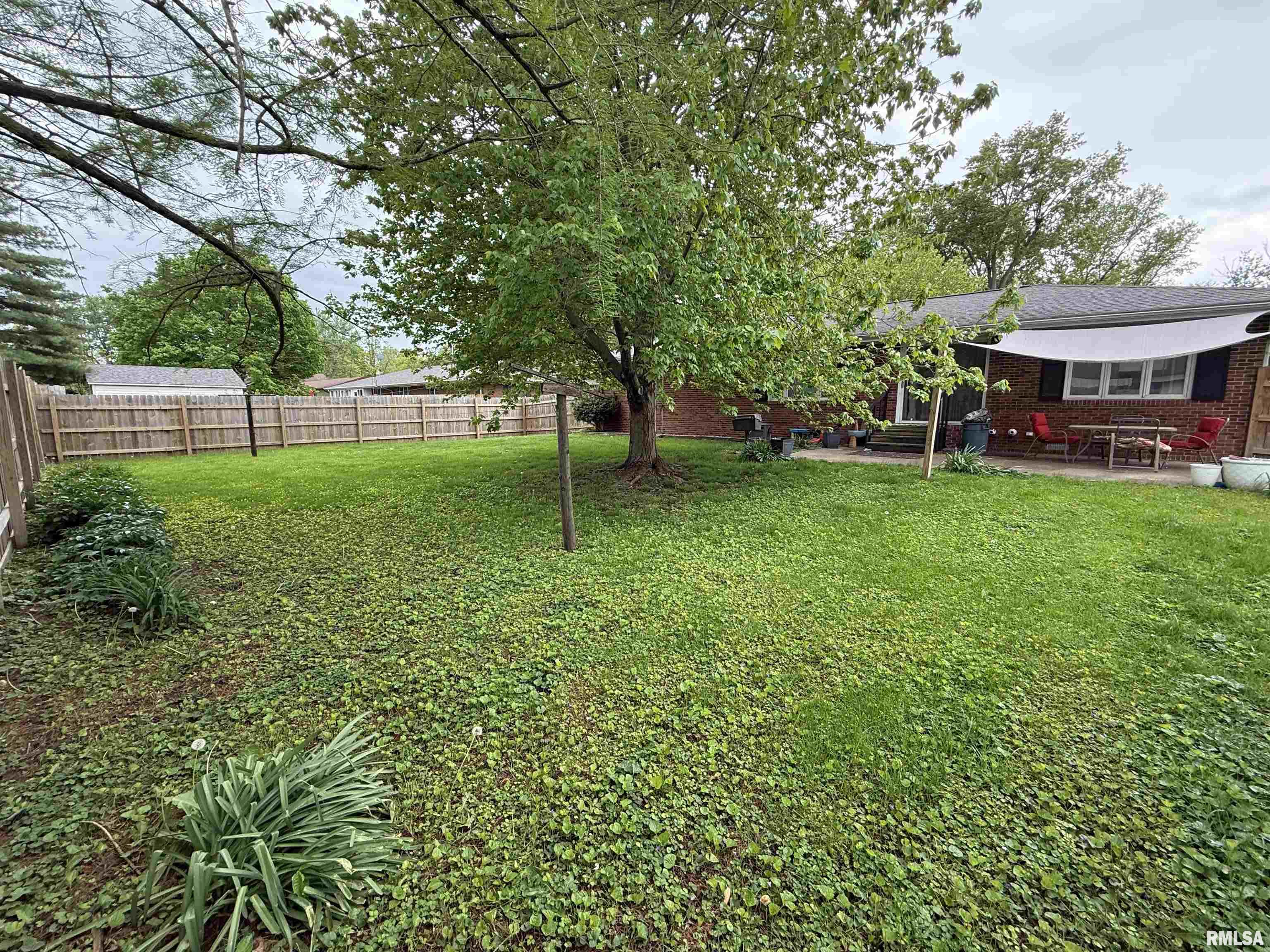 1352 N Lawrence Avenue, Taylorville, Illinois image 45
