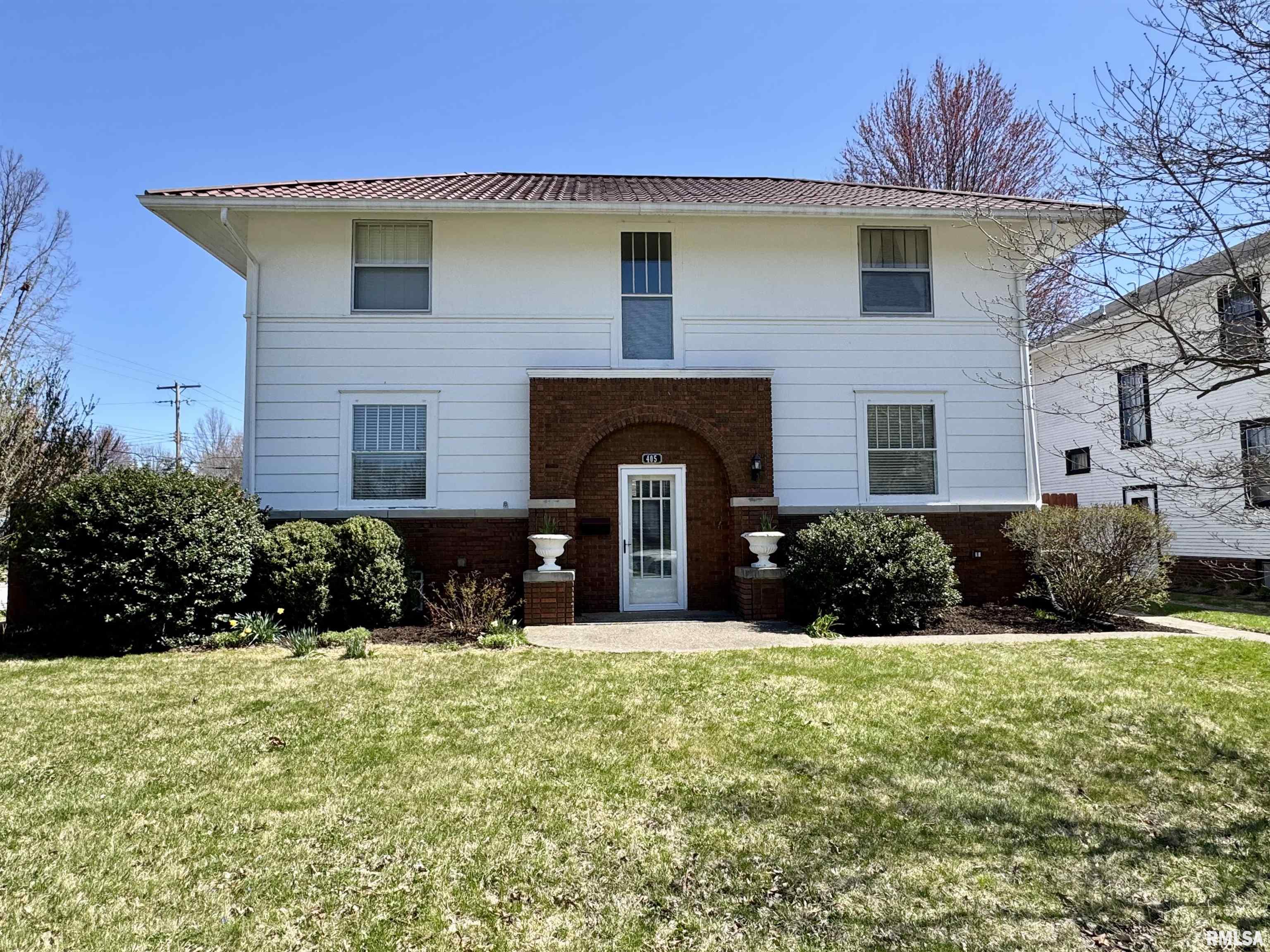 405 S Edwards Street, Macomb, Illinois image 1
