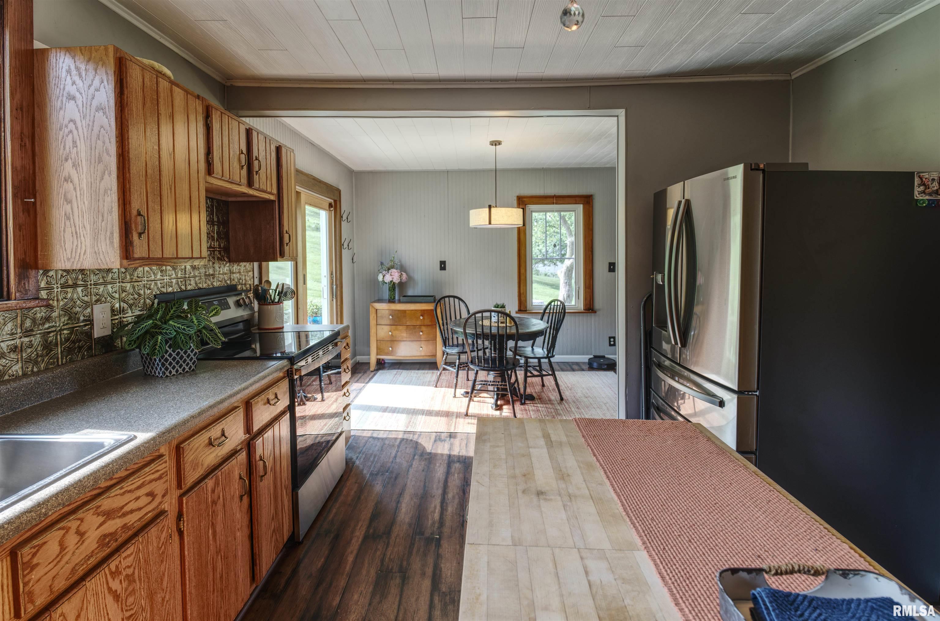 115 4th Street, Fulton, Illinois image 22
