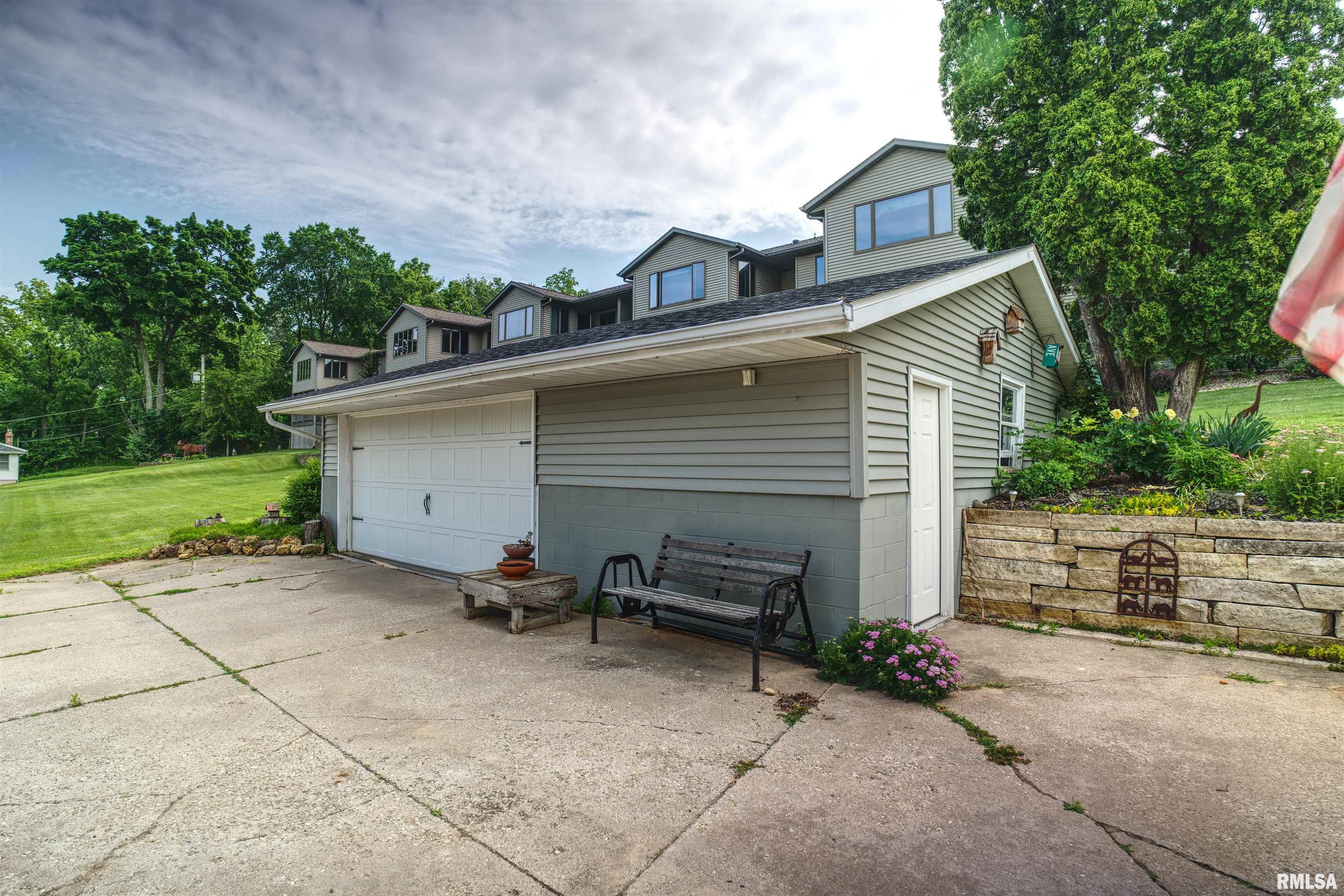 115 4th Street, Fulton, Illinois image 8