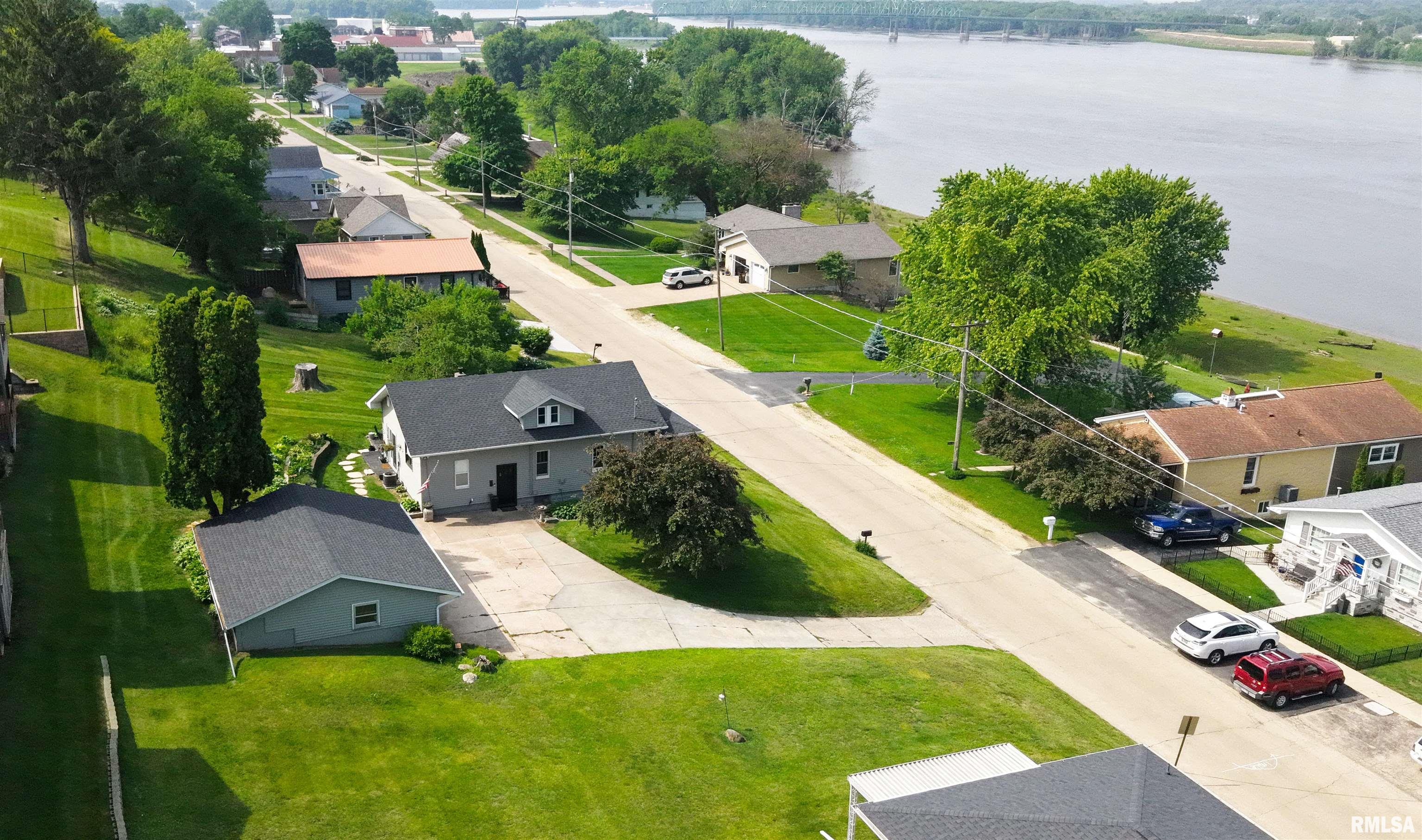 115 4th Street, Fulton, Illinois image 38