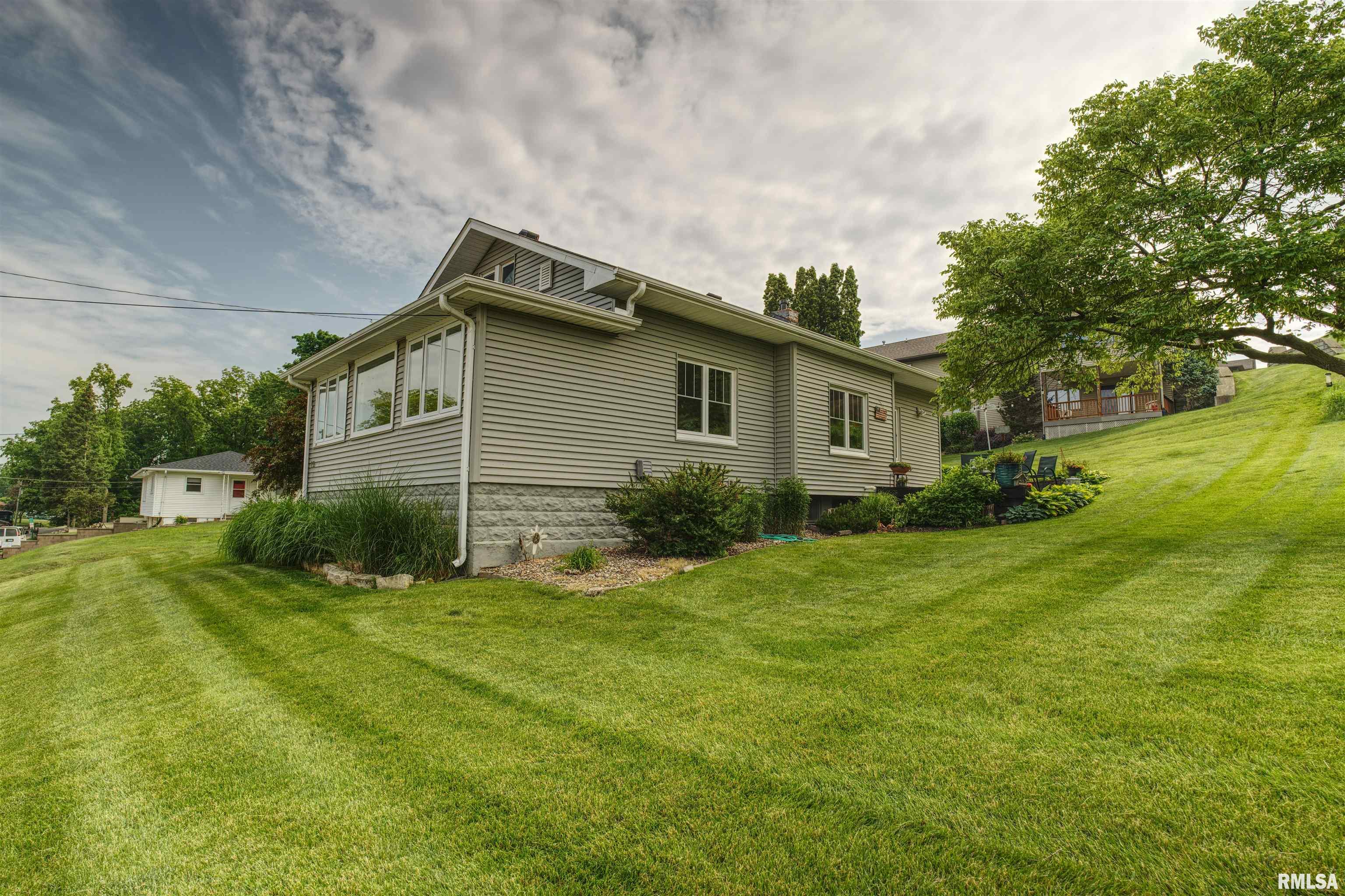 115 4th Street, Fulton, Illinois image 10