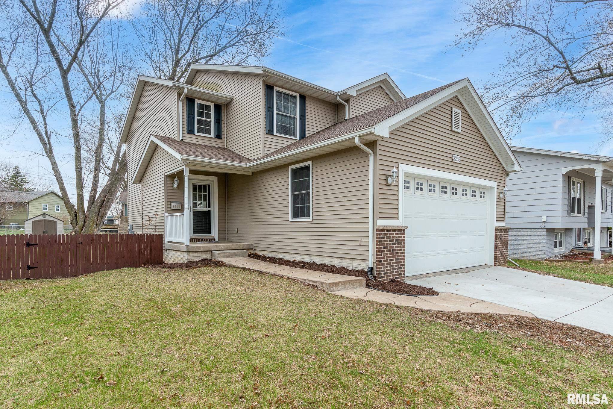 3233 Somerset Drive, Bettendorf, Iowa image 1