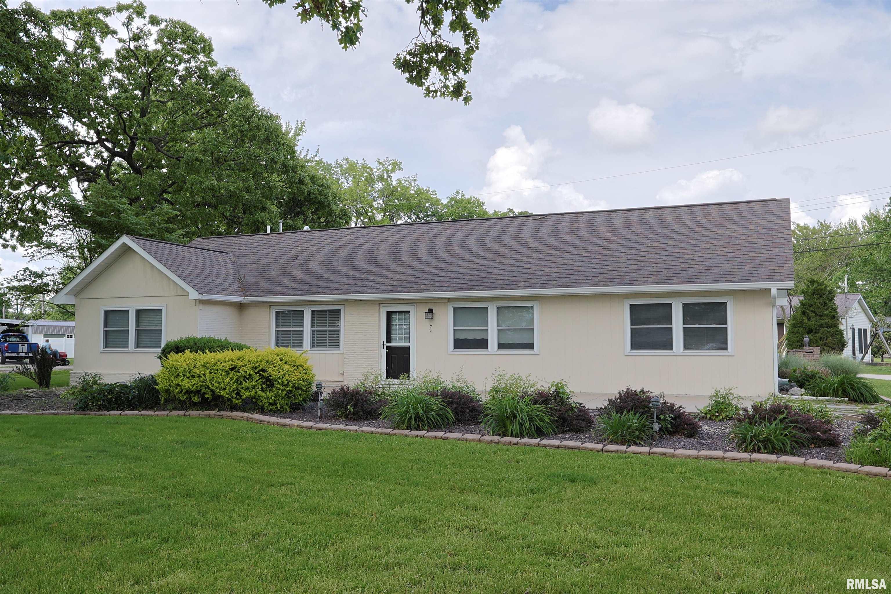 205 E Jennings, Salem, Illinois image 1