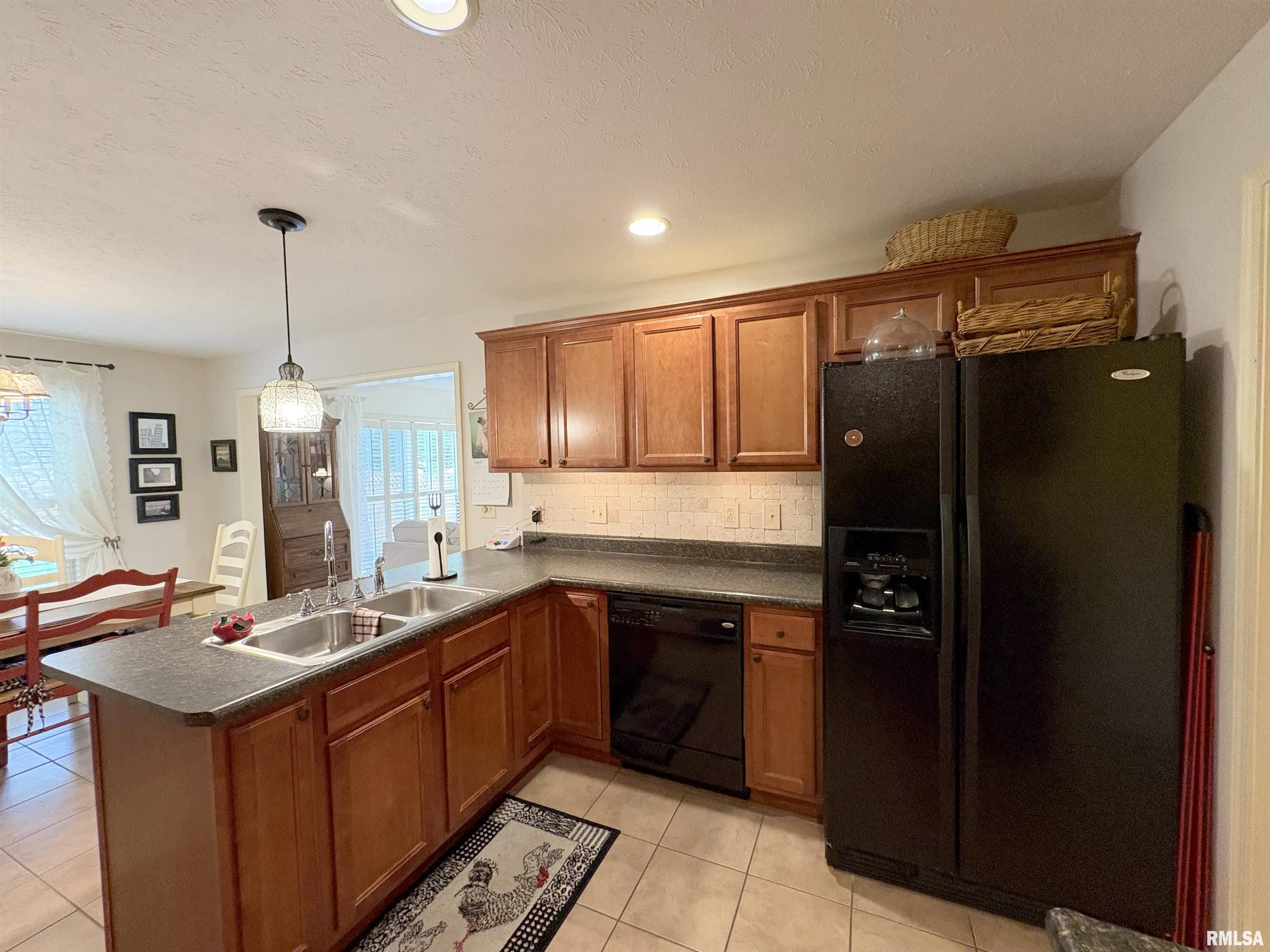 2203 W Kenfield Court, Peoria, Illinois image 11