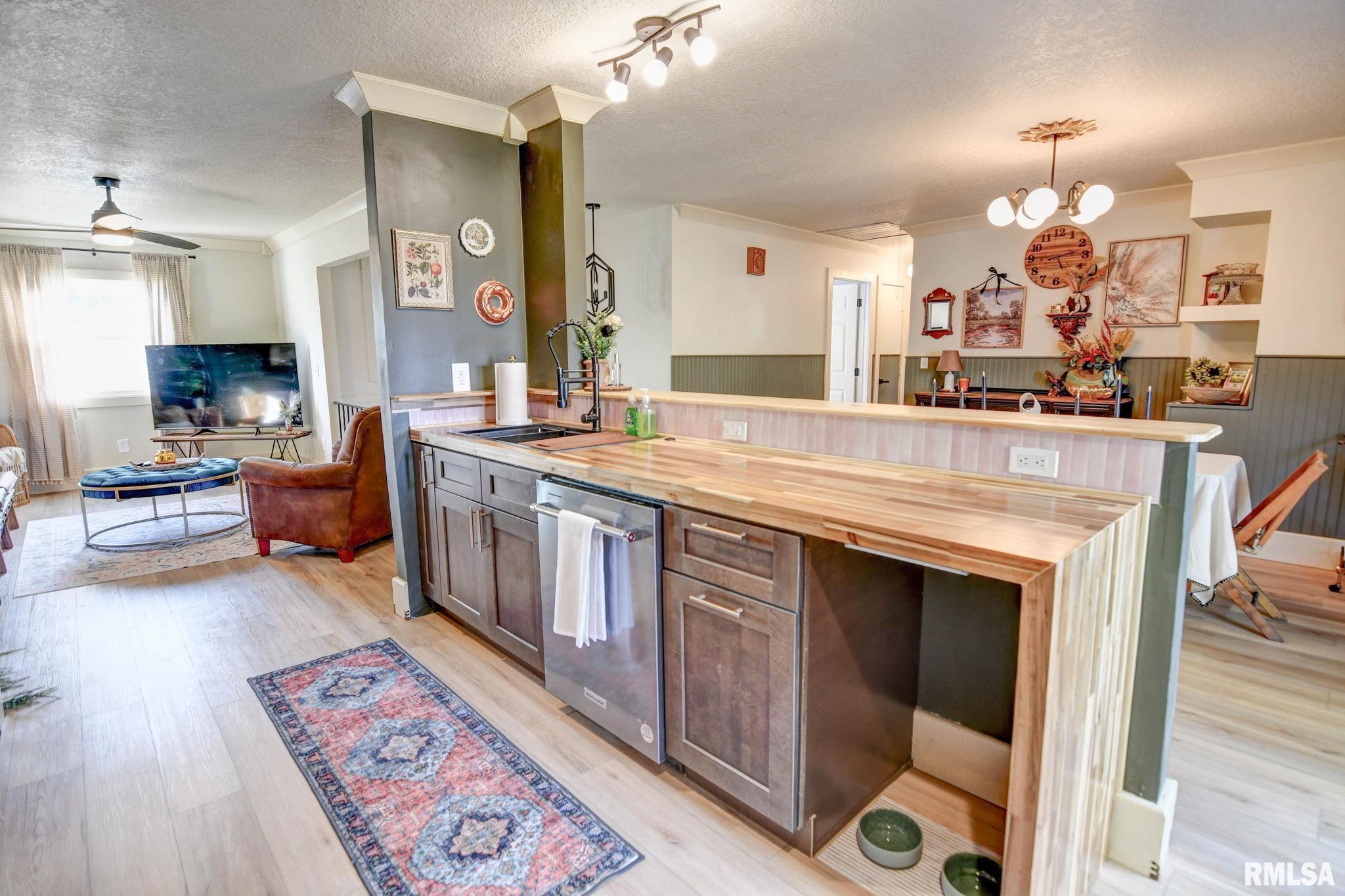 580 Fawn Court, Mt Zion, Illinois image 8