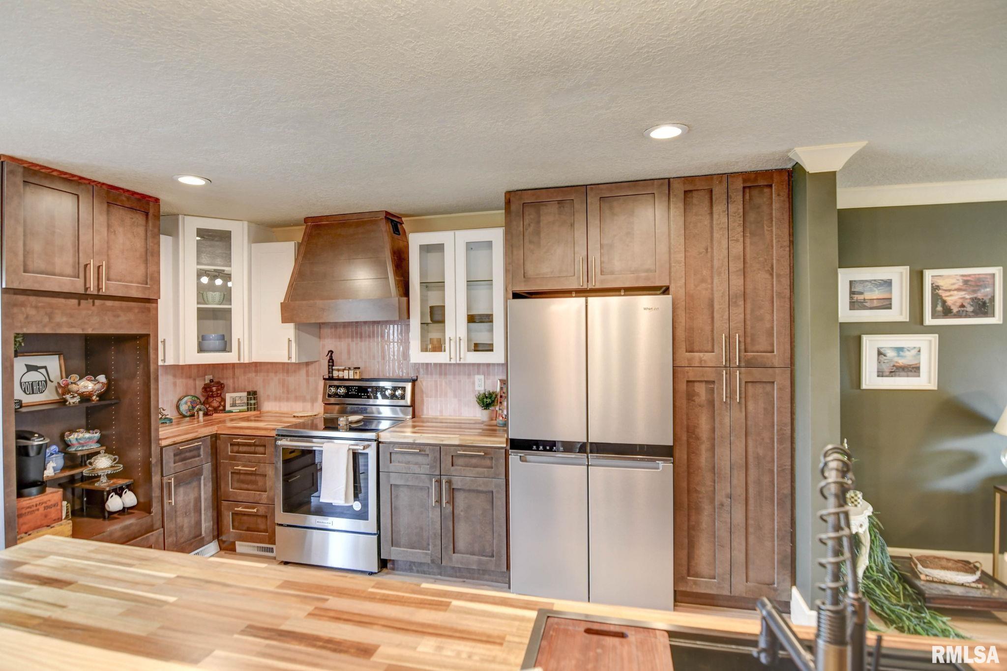 580 Fawn Court, Mt Zion, Illinois image 11