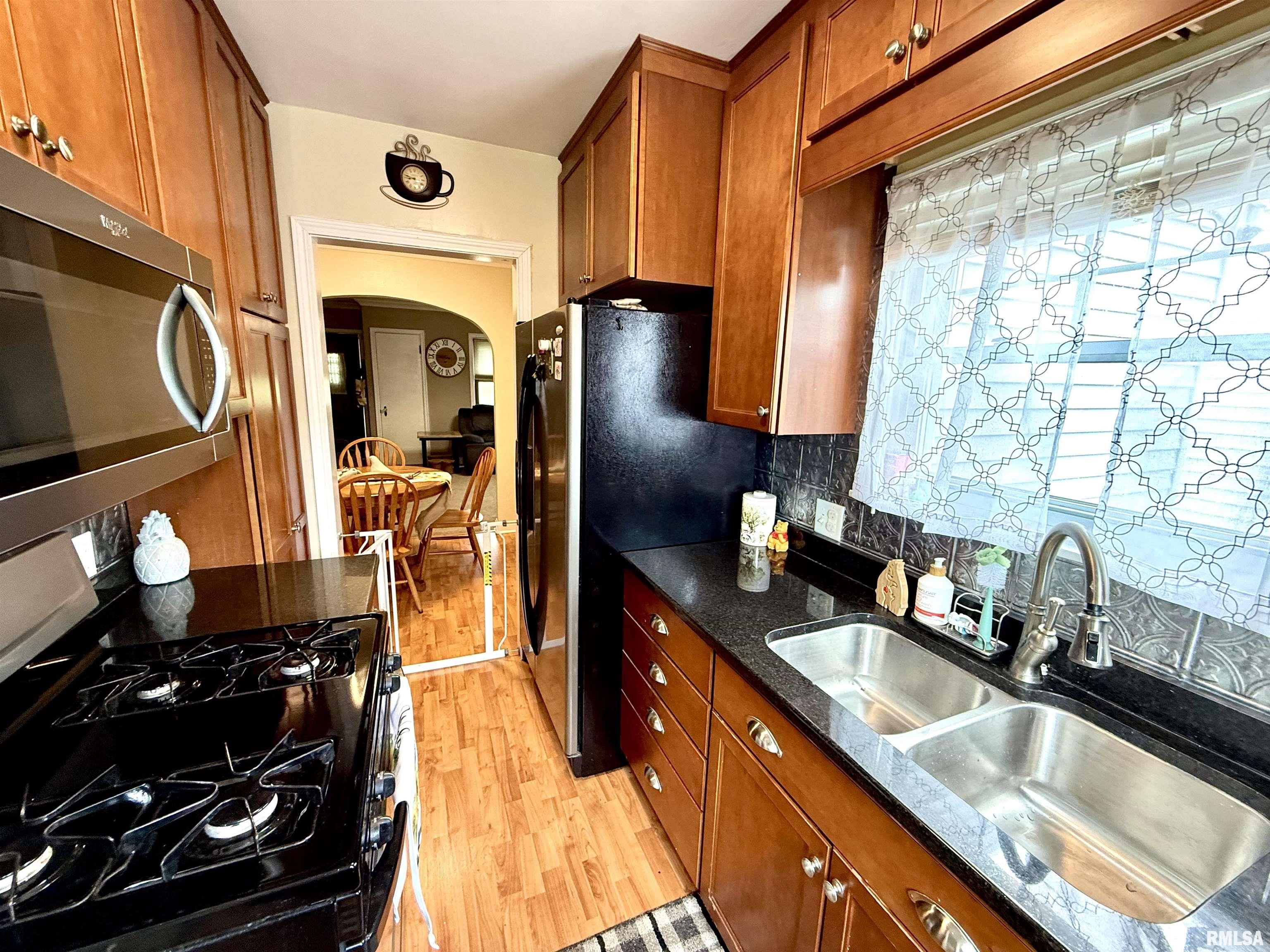 1607 18th Street C, Moline, Illinois image 11