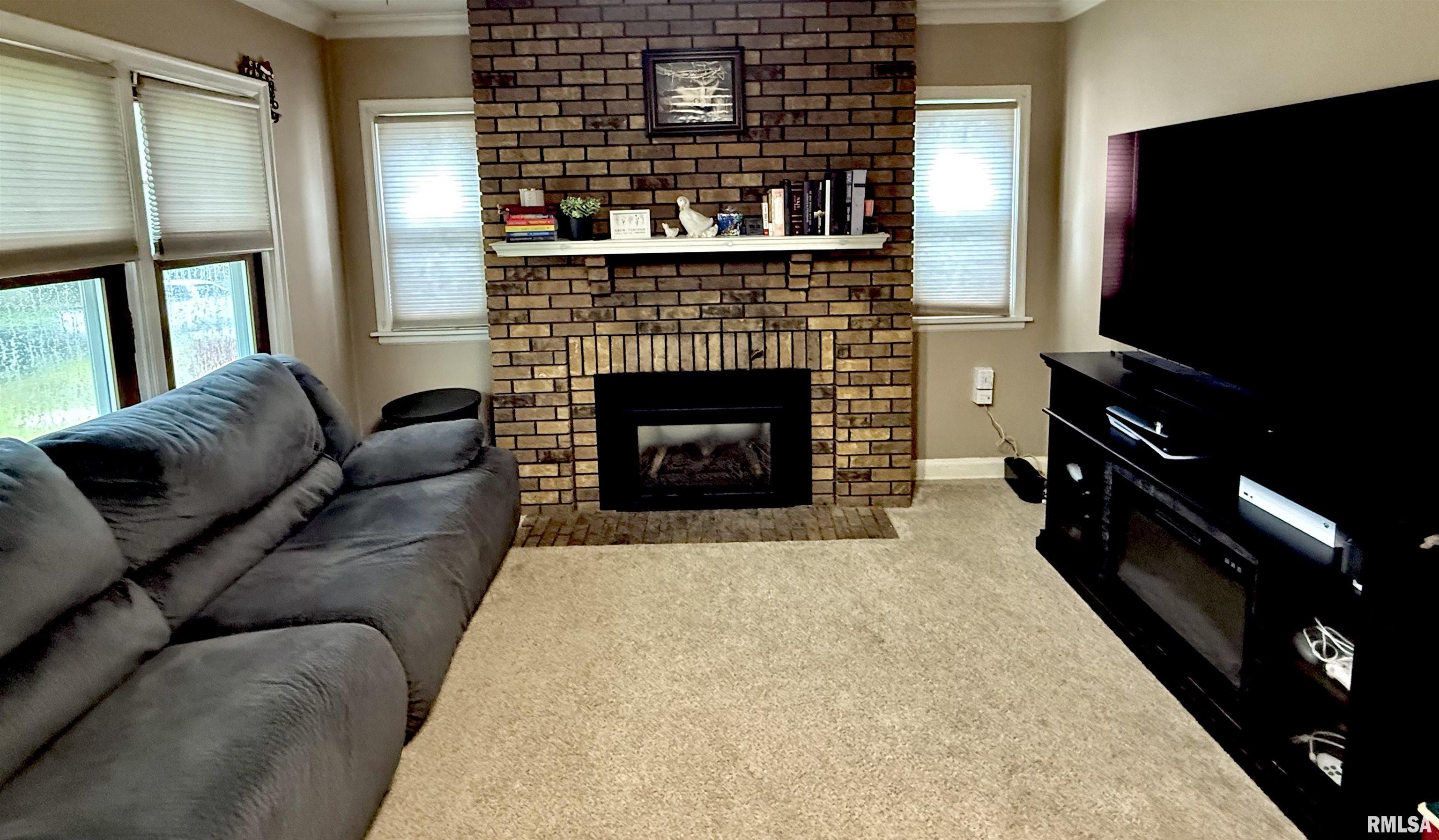 1607 18th Street C, Moline, Illinois image 4