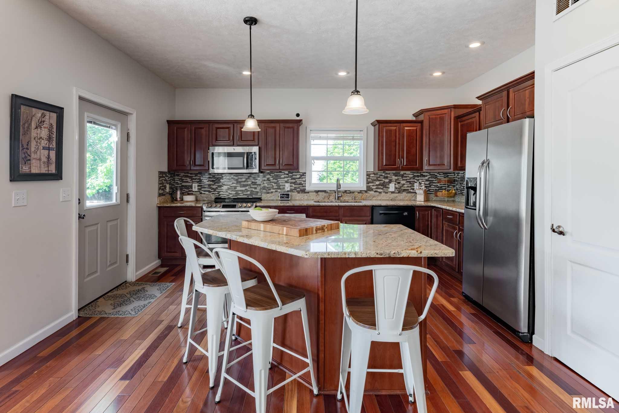 1403 Paulie Road, Carterville, Illinois image 17