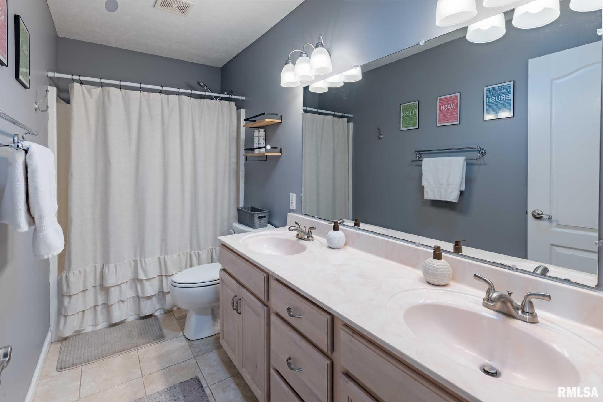 1403 Paulie Road, Carterville, Illinois image 30