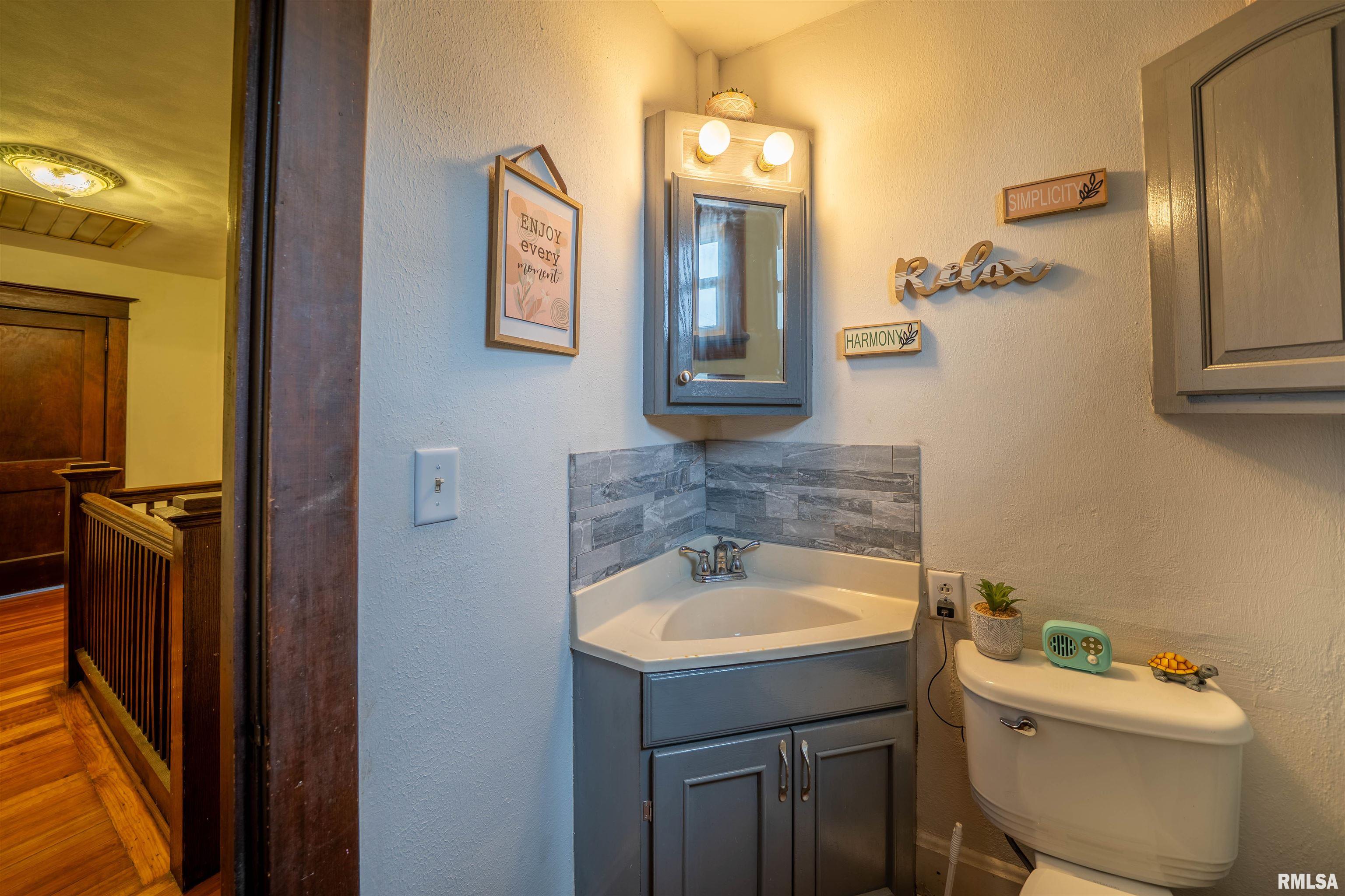 405 Washington Street, Pekin, Illinois image 27
