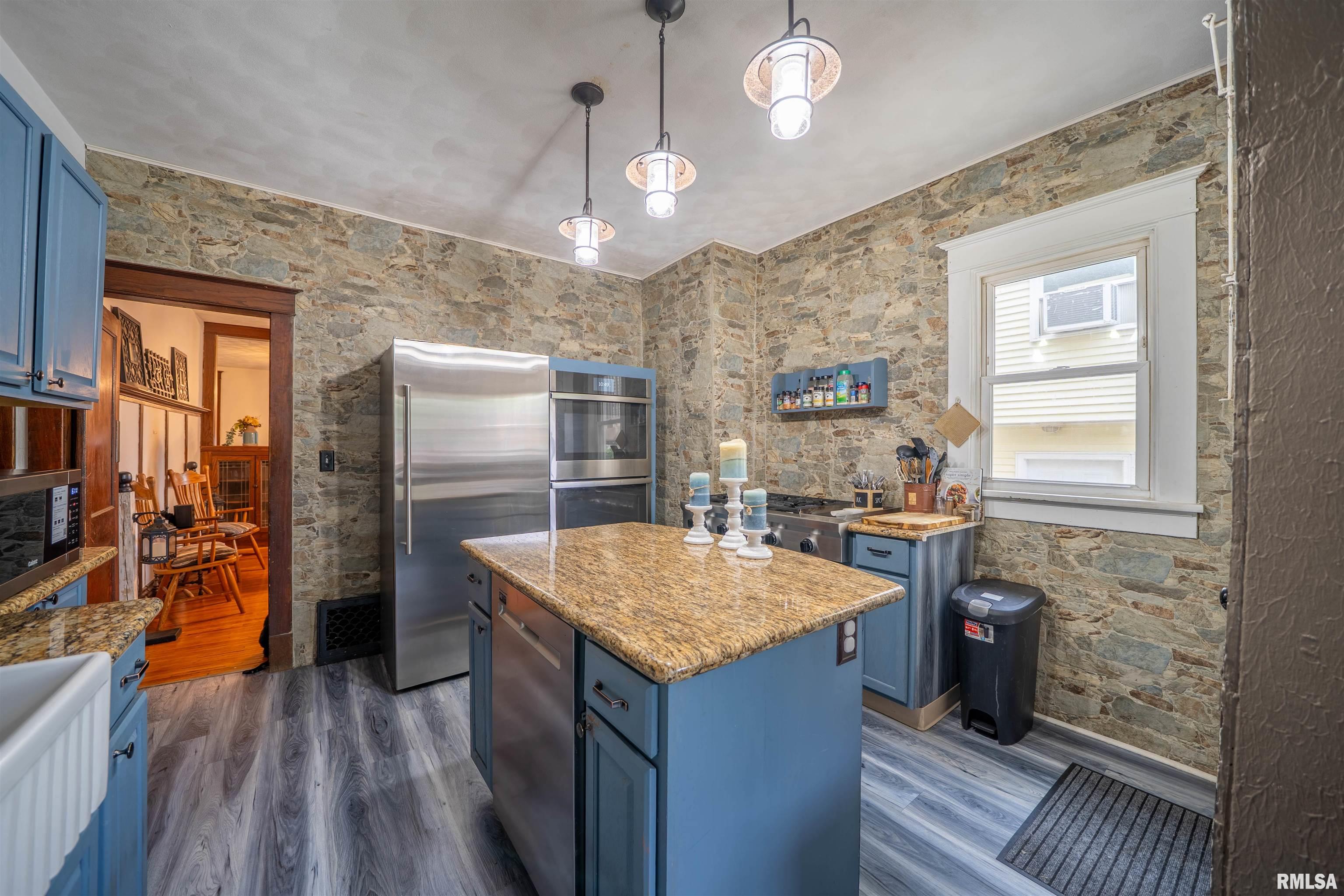 405 Washington Street, Pekin, Illinois image 14