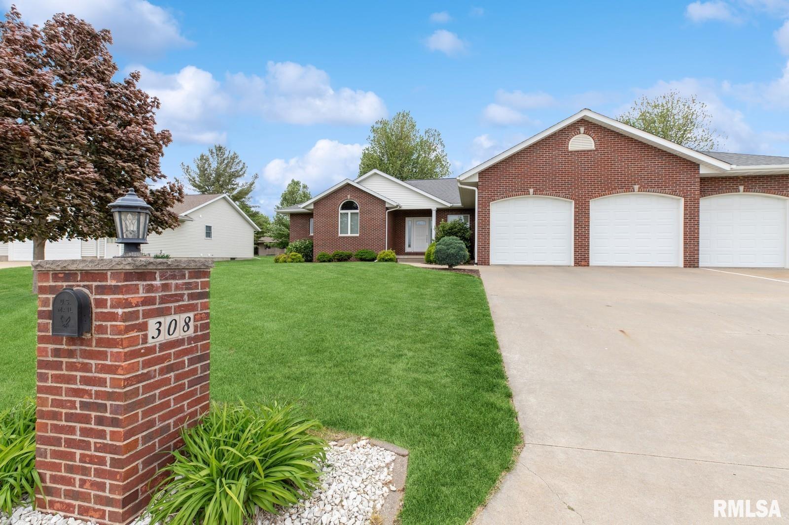 308 N 9th Avenue North, Fulton, Illinois image 1