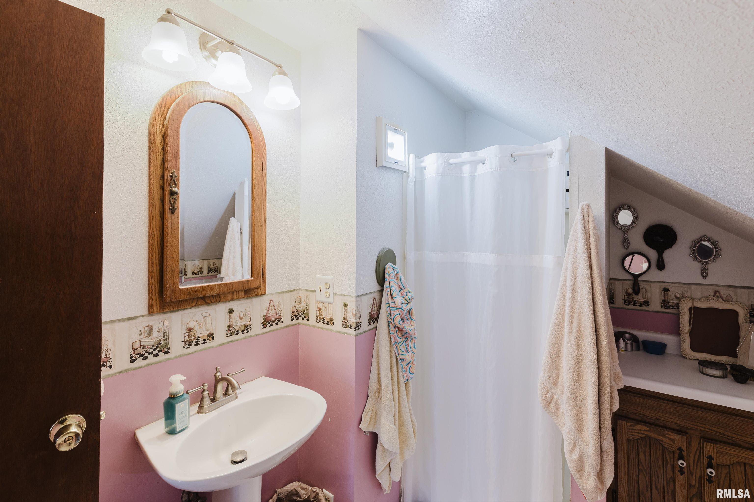 1408 Newton Avenue, Johnston City, Illinois image 14