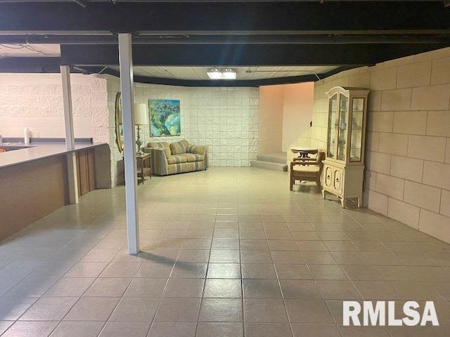 28176 226th Street, Le Claire, Iowa image 37