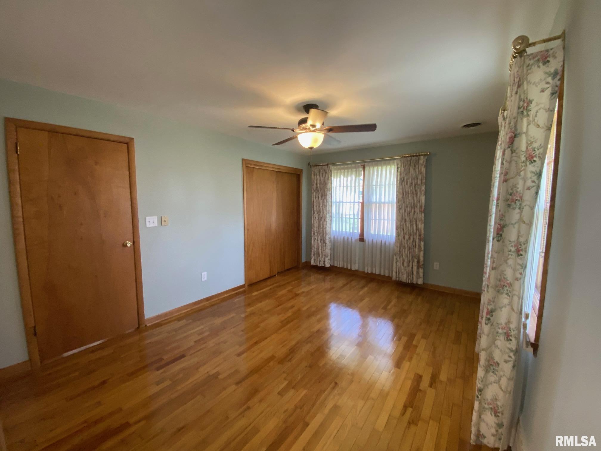 235 W Van Buren Street, Greenview, Illinois image 36