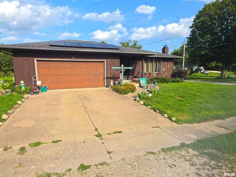 Homes For Sale - 212 S Park Street<br/> Woodford County, Washburn, IL 61570