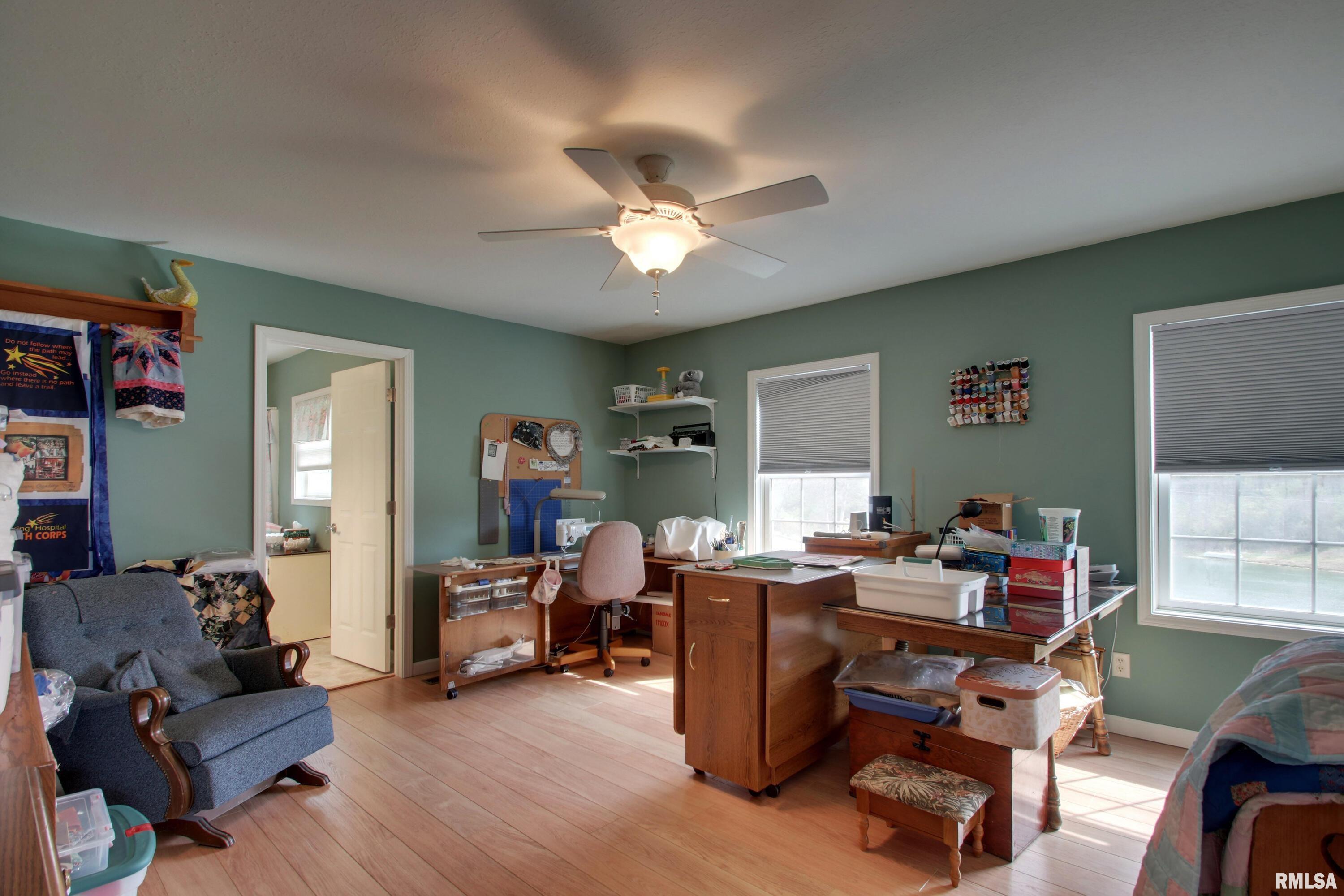 900 Lucinda Lane, Quincy, Illinois image 11