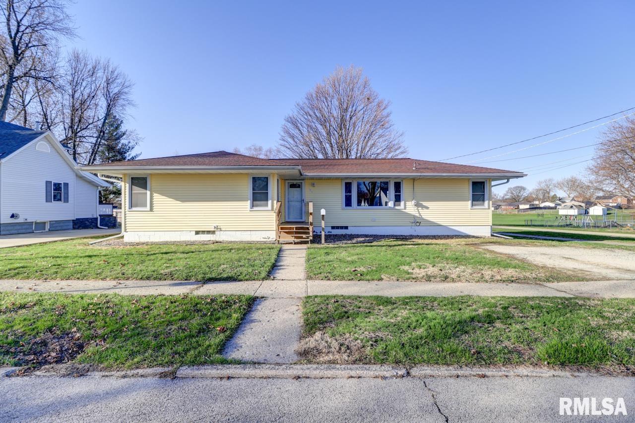307 E Winfield Street, Morrison, Illinois image 1