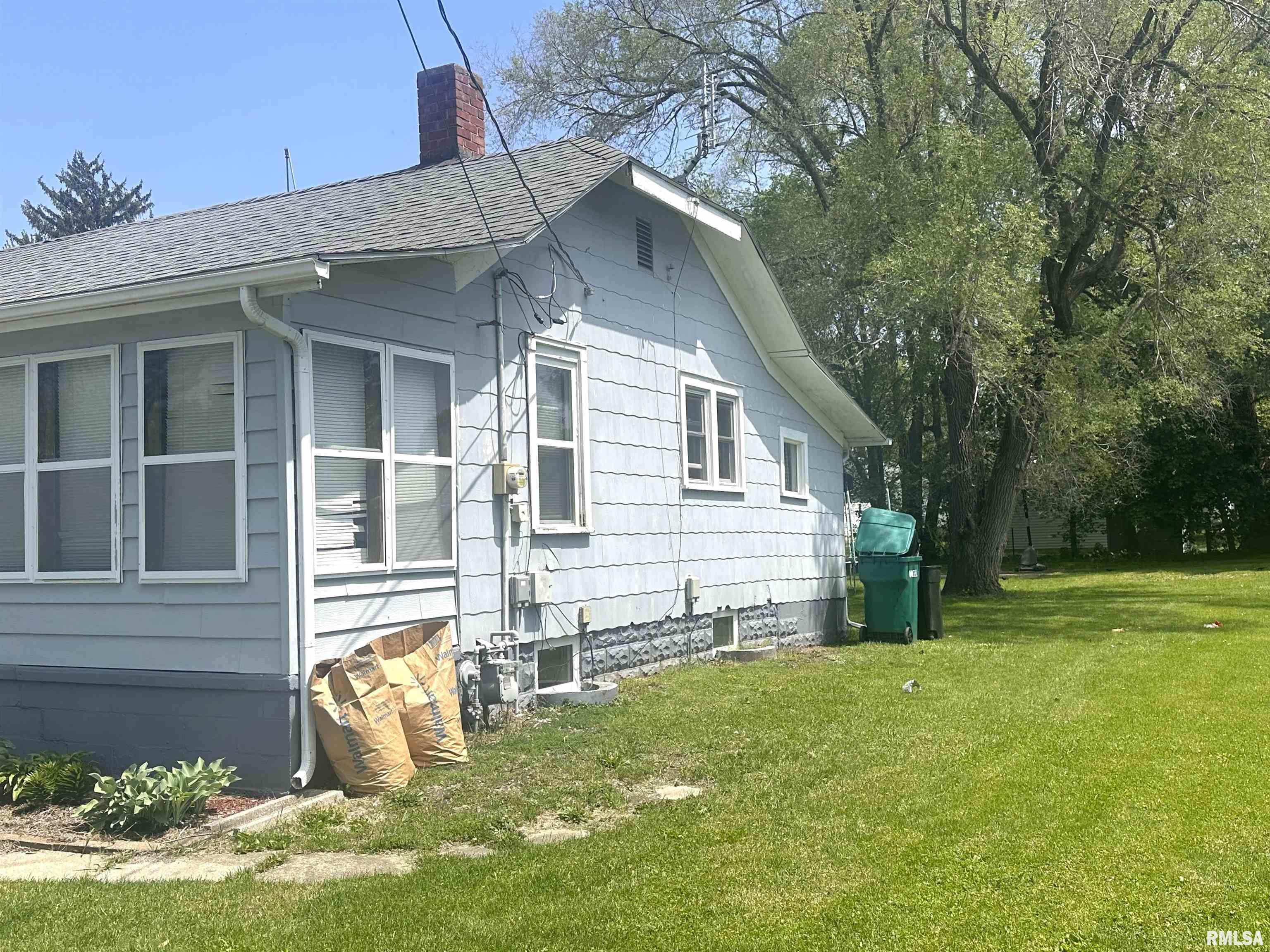 787 Phillips Street, Galesburg, Illinois image 2