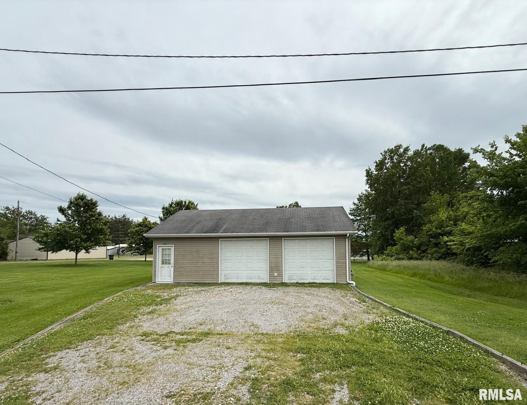 15293 Wall Street, Carterville, Illinois image 17