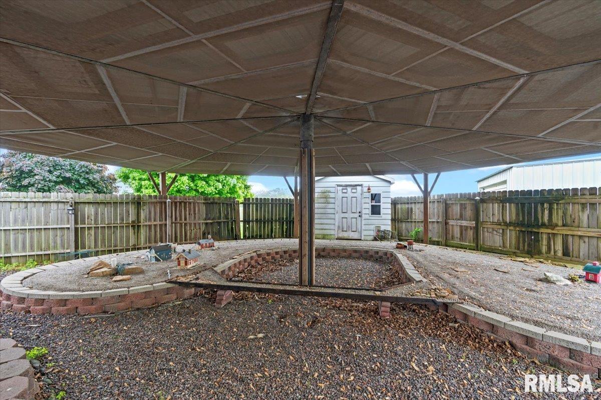 34831 Greenland Road, Virden, Illinois image 34