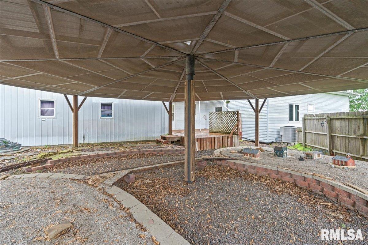 34831 Greenland Road, Virden, Illinois image 33