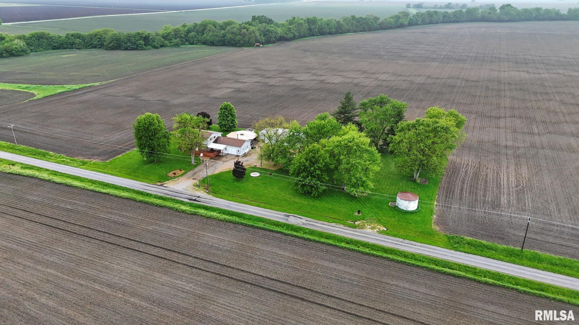 34831 Greenland Road, Virden, Illinois image 1