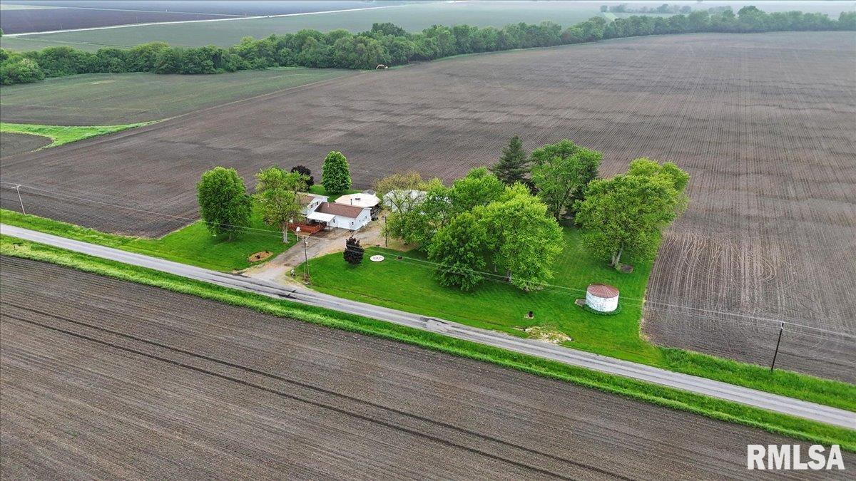 34831 Greenland Road, Virden, Illinois image 4