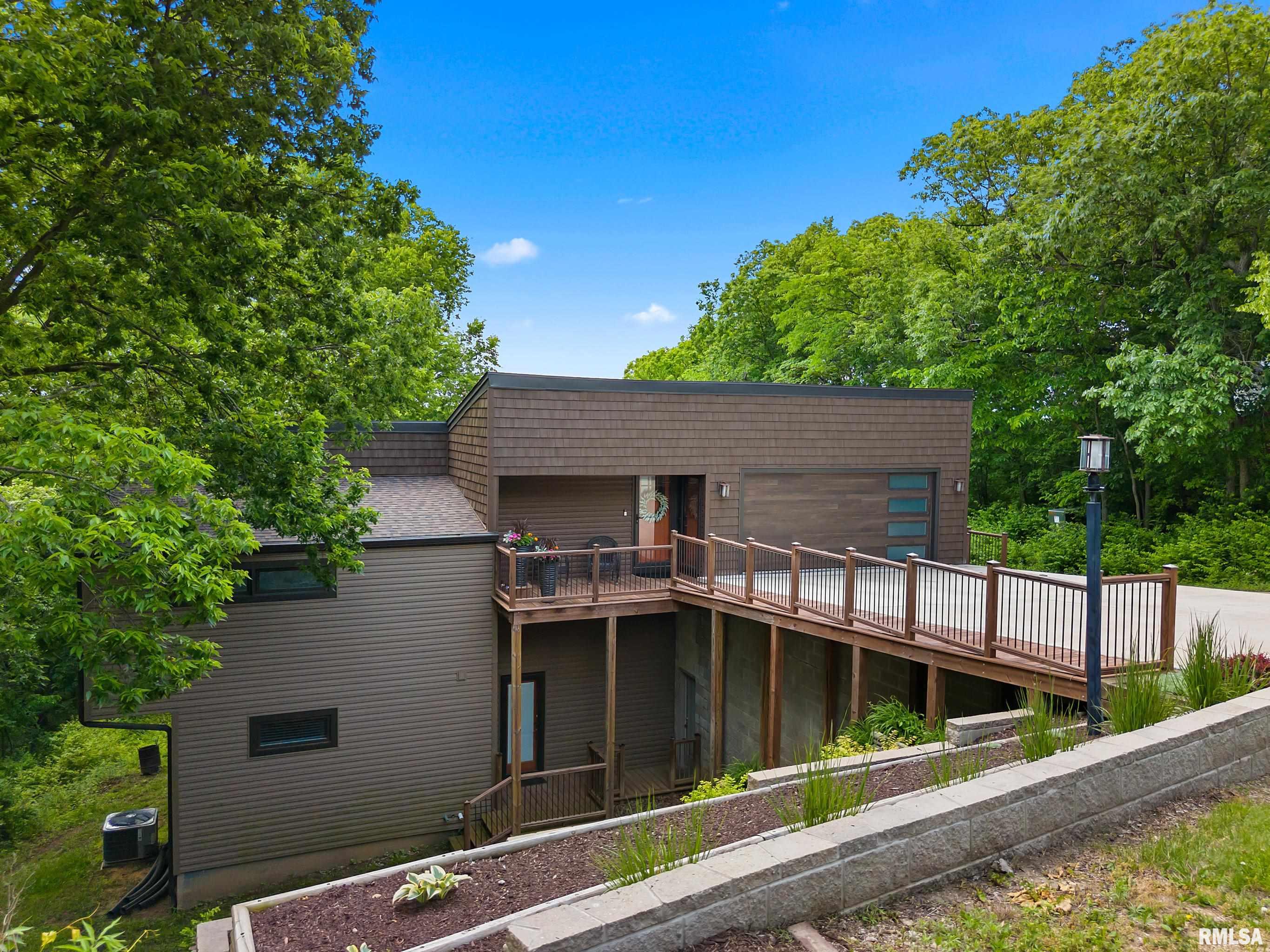 179 E South Lakeview Drive, East Peoria, Illinois image 3