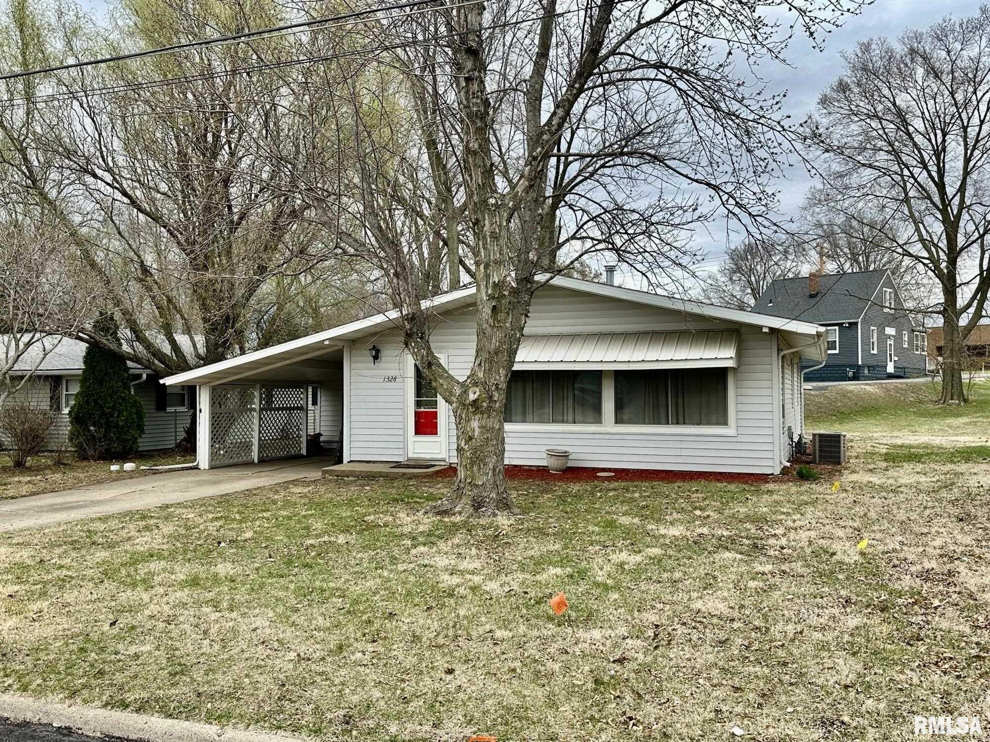 1328 Hilltop Drive, Pekin, Illinois image 1