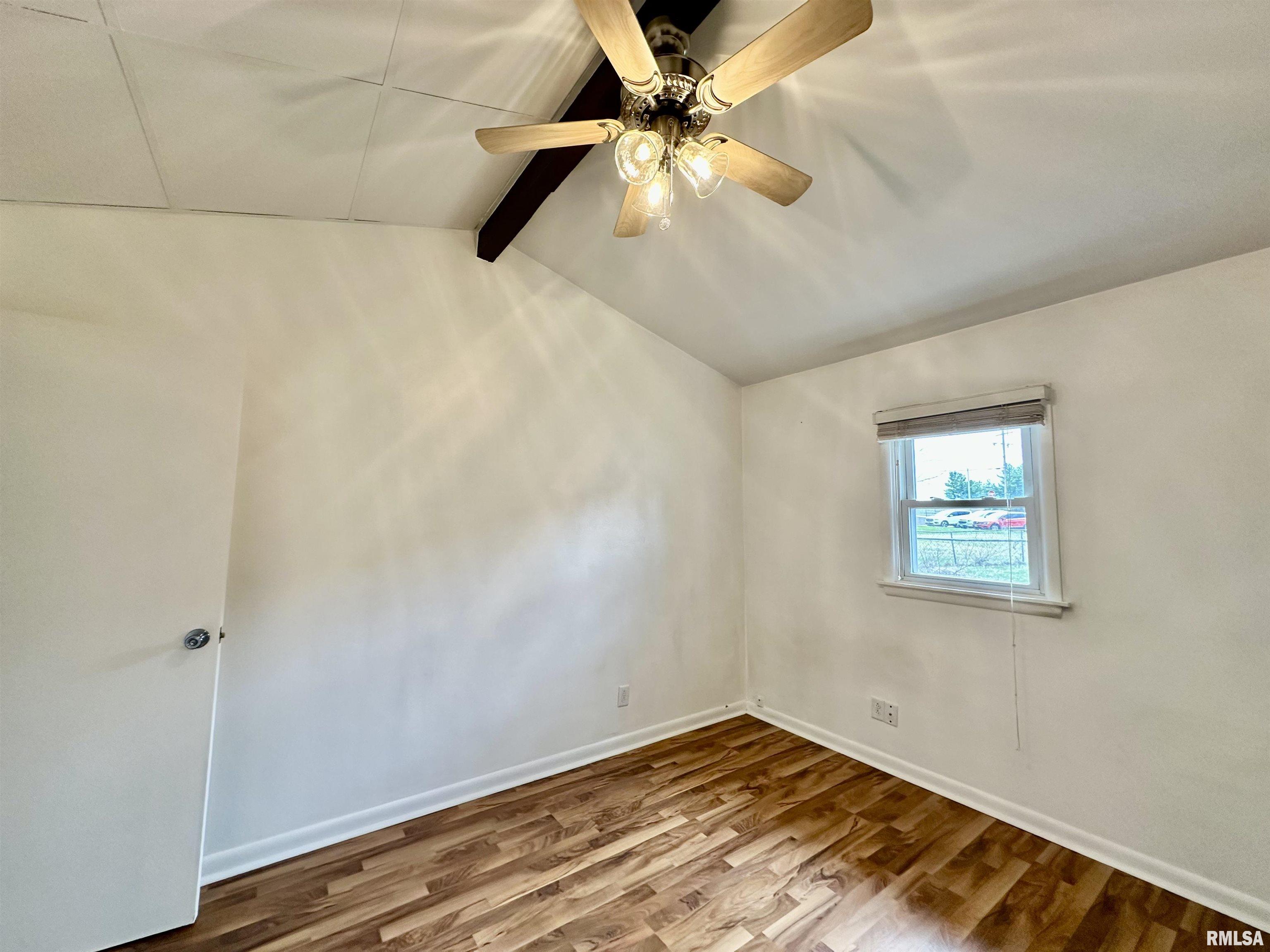 1328 Hilltop Drive, Pekin, Illinois image 18