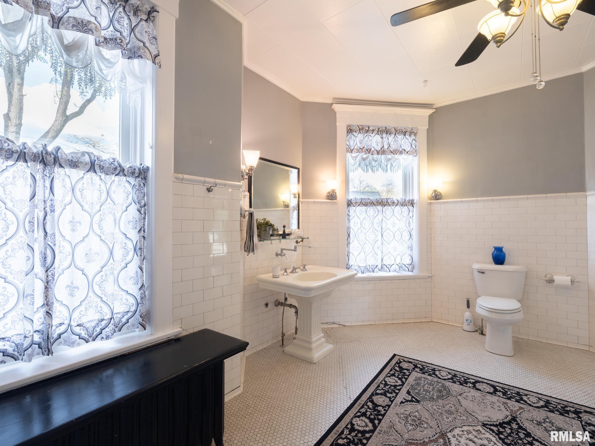 1536 Moss Avenue, Peoria, Illinois image 45