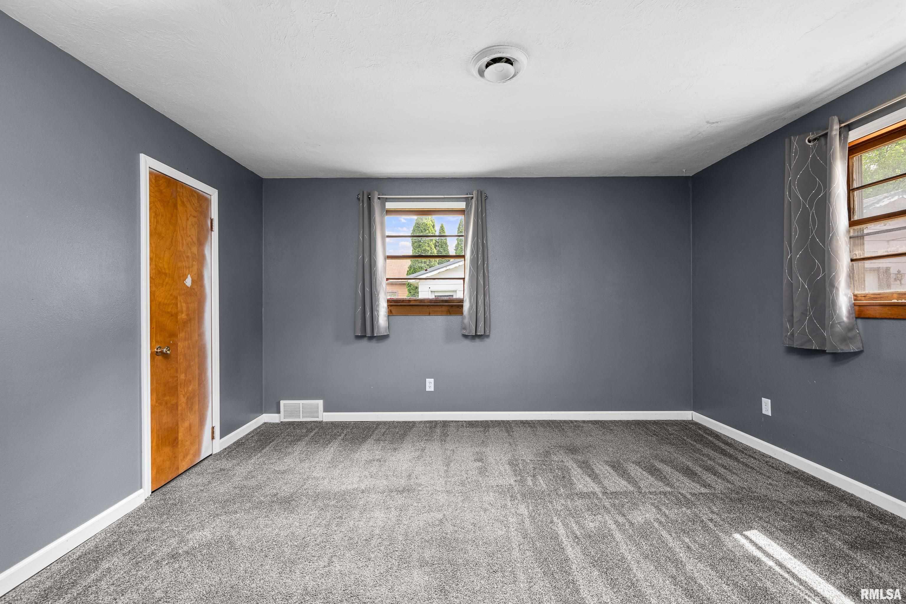 129 State Street, Carbon Cliff, Illinois image 12