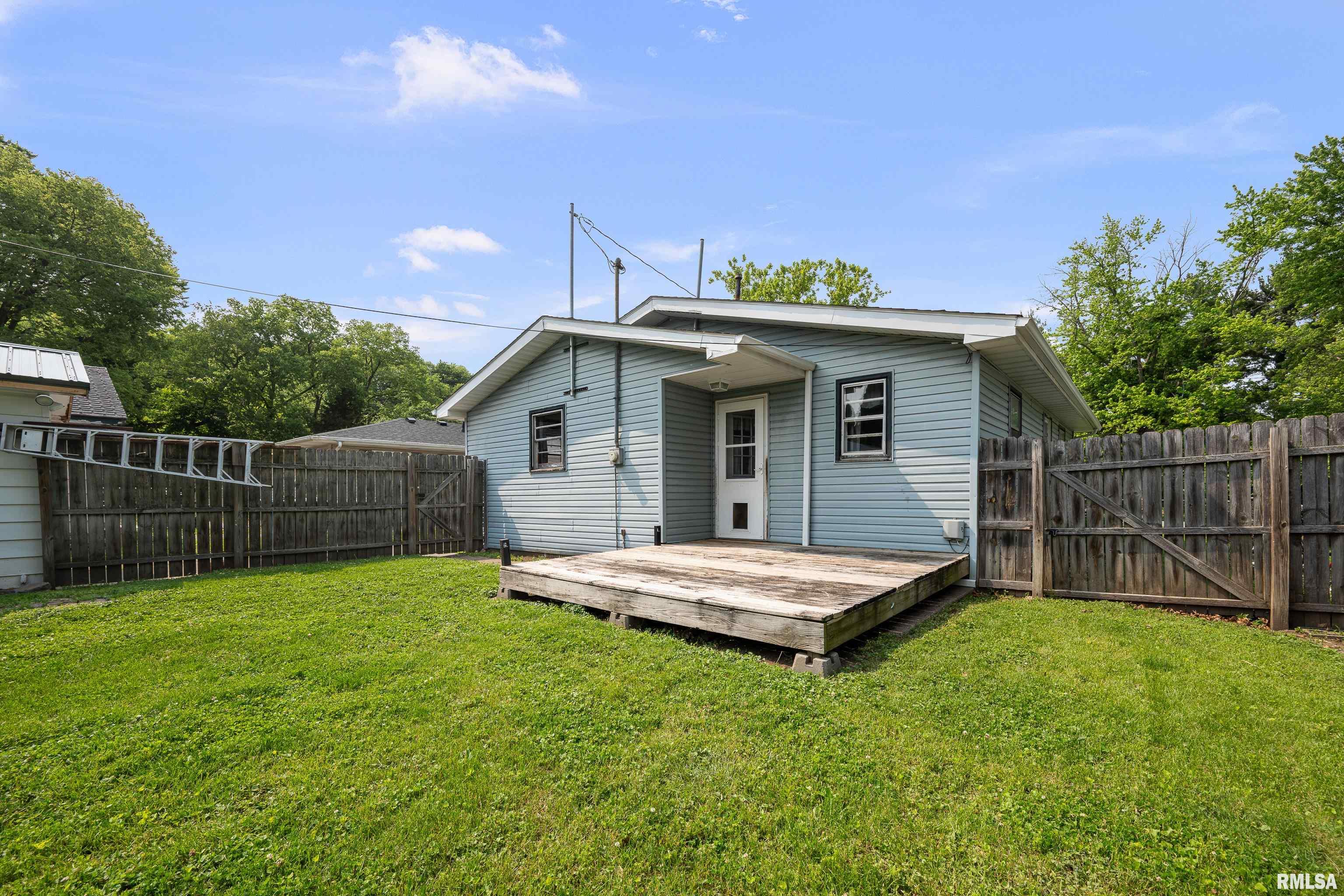 129 State Street, Carbon Cliff, Illinois image 19