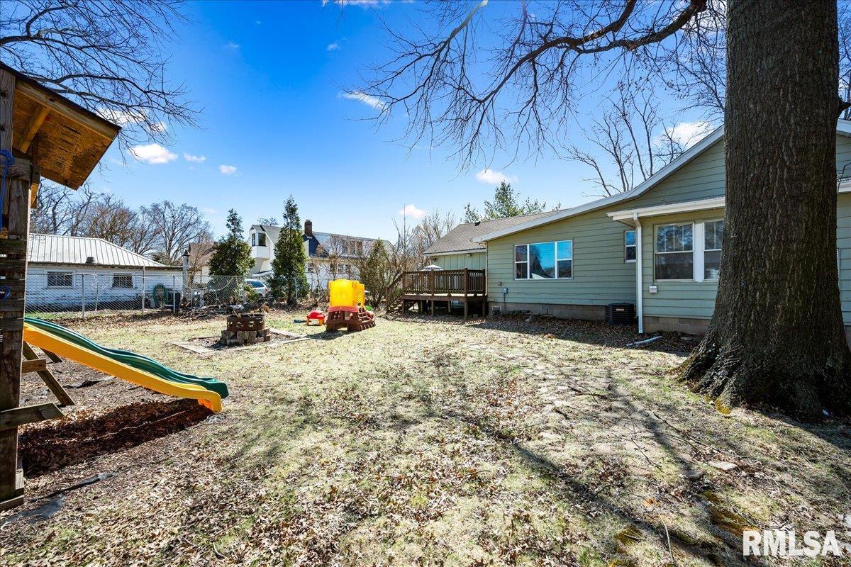 2415 W Ayres Avenue, West Peoria, Illinois image 33